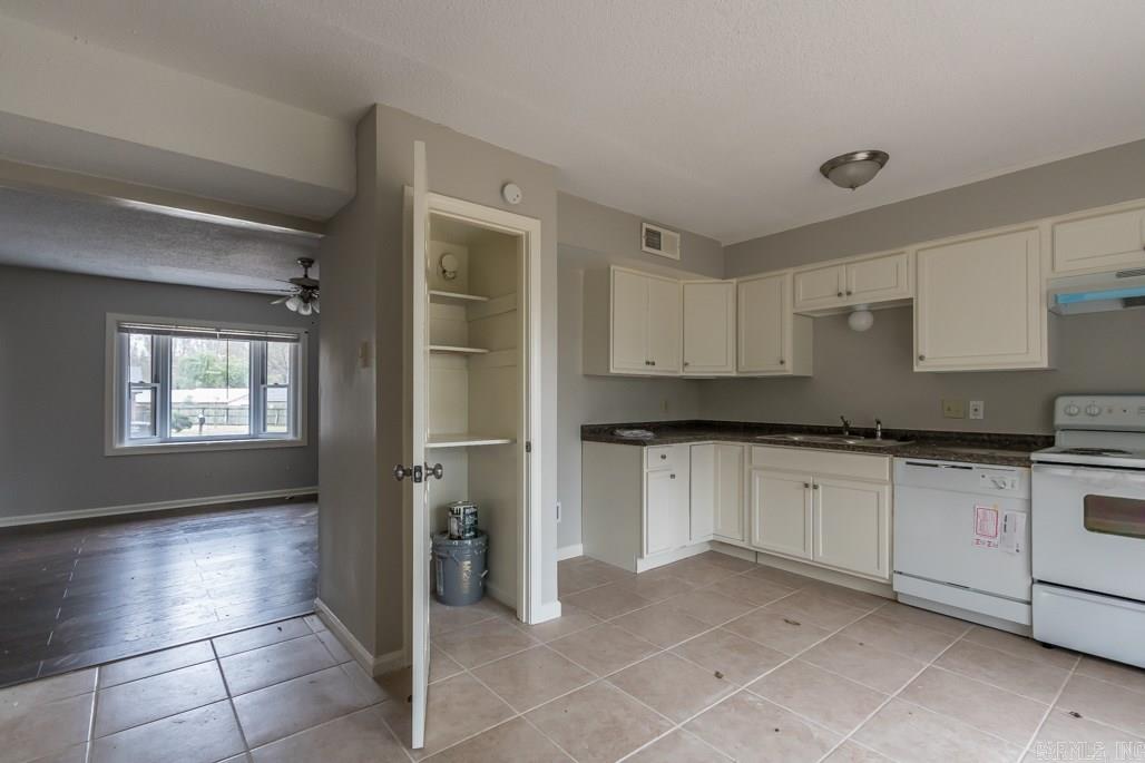 Jacksonville - Residential Lease