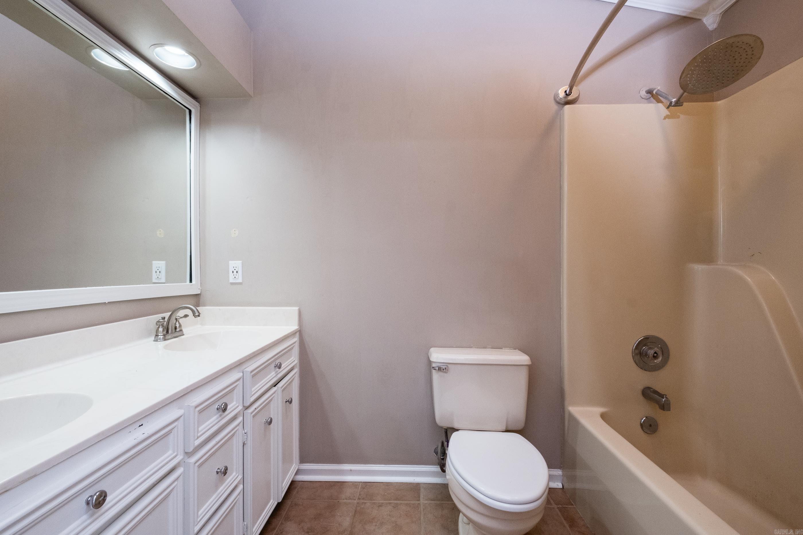 CEDAR RIDGE - Residential