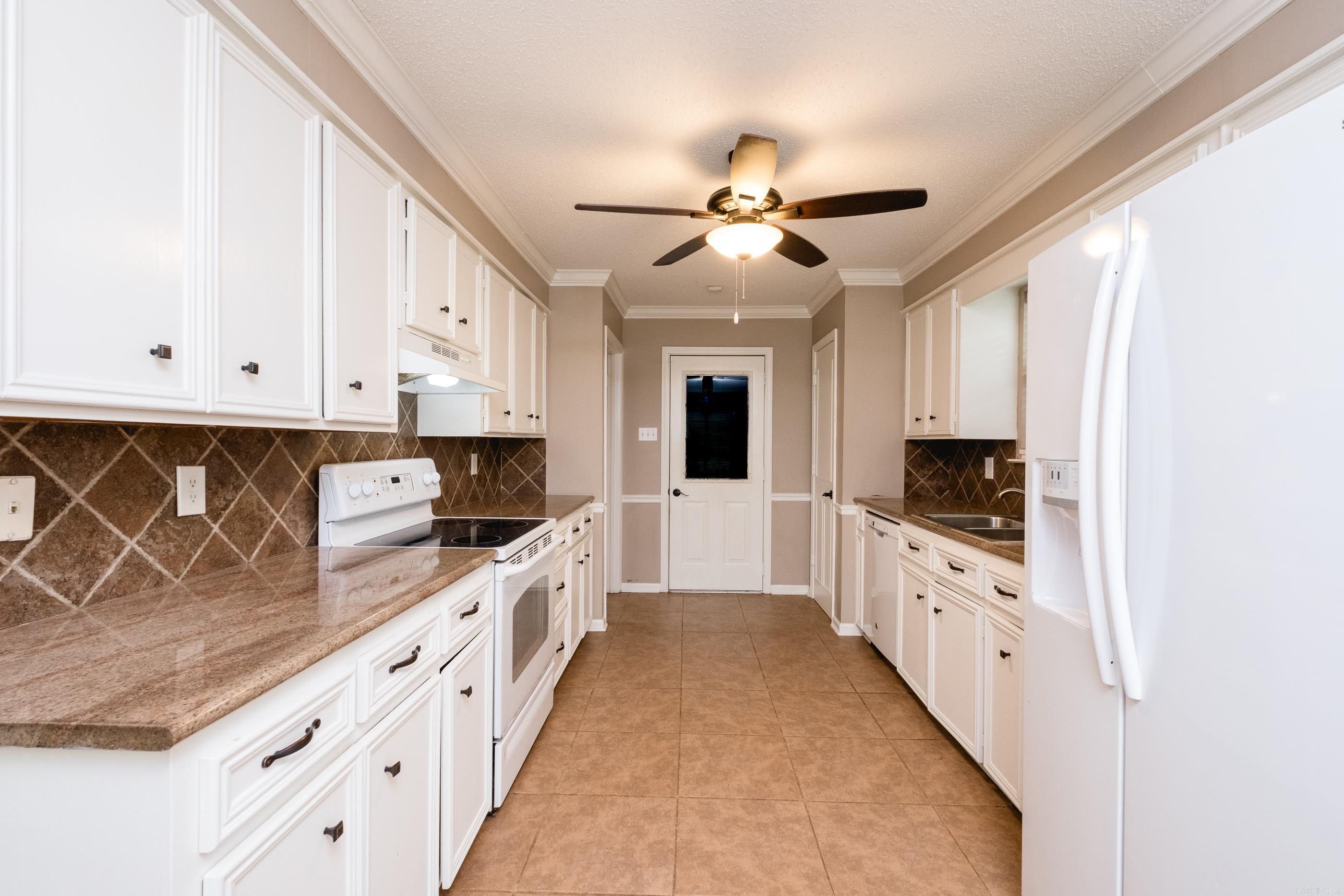 CEDAR RIDGE - Residential