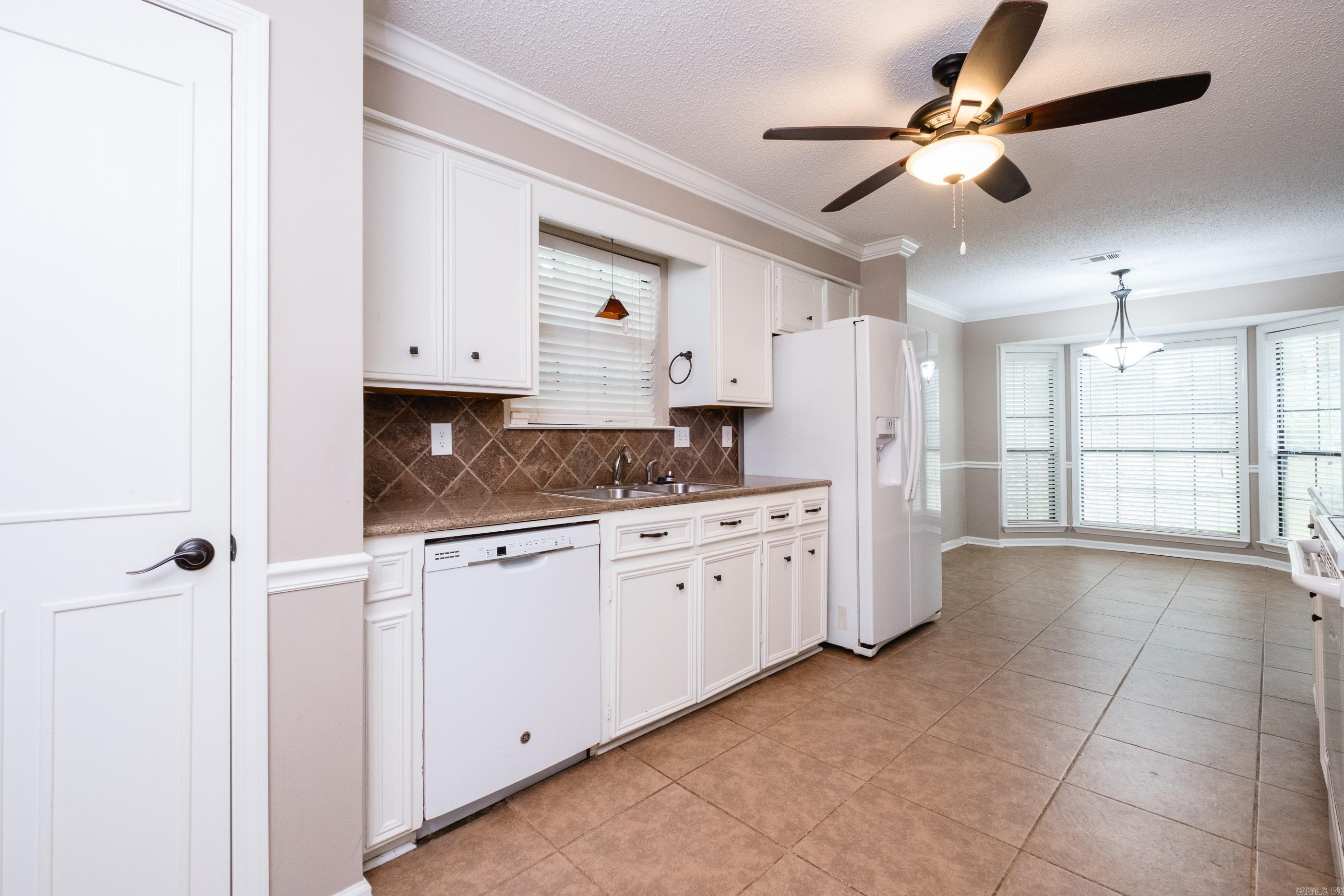 CEDAR RIDGE - Residential