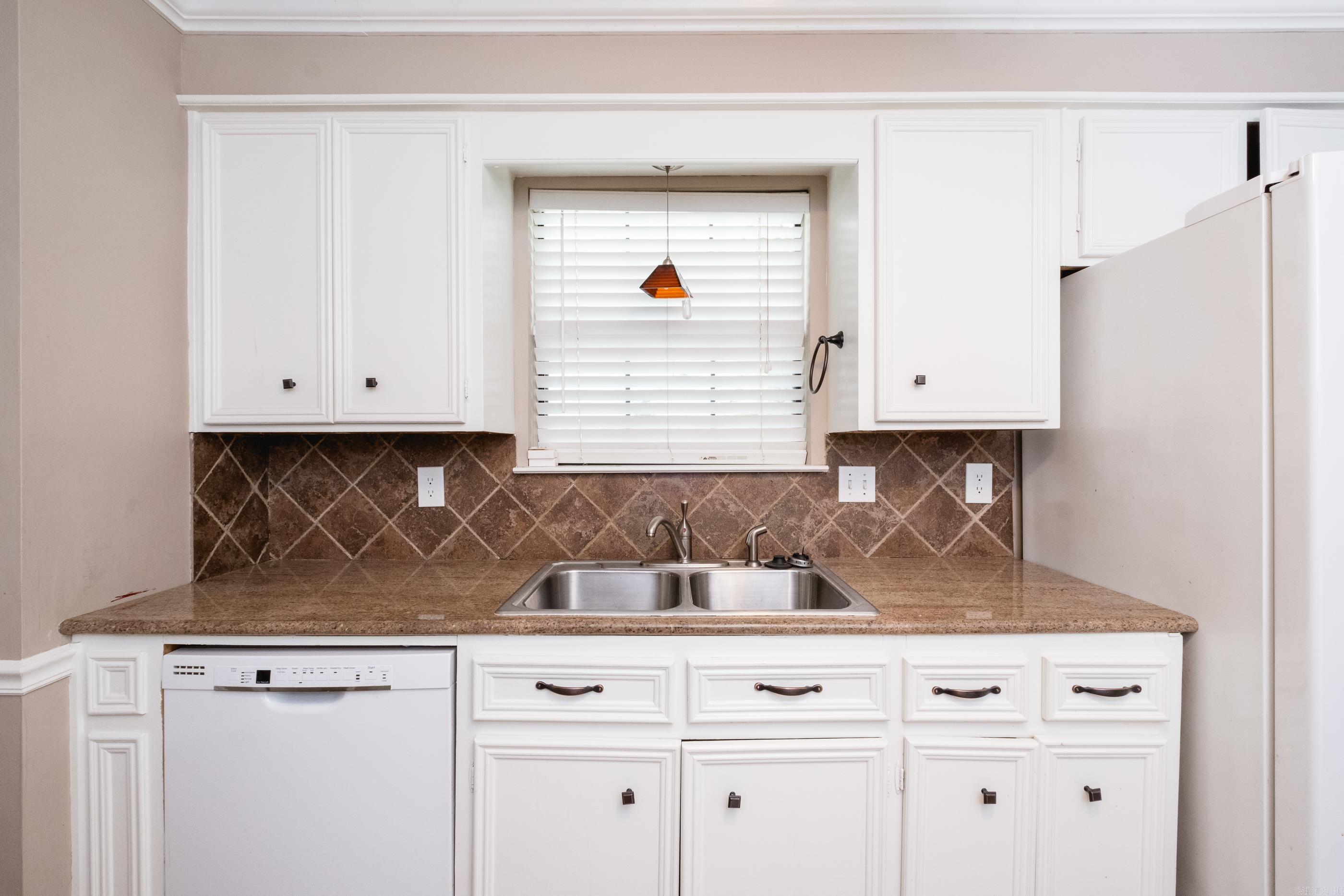 CEDAR RIDGE - Residential