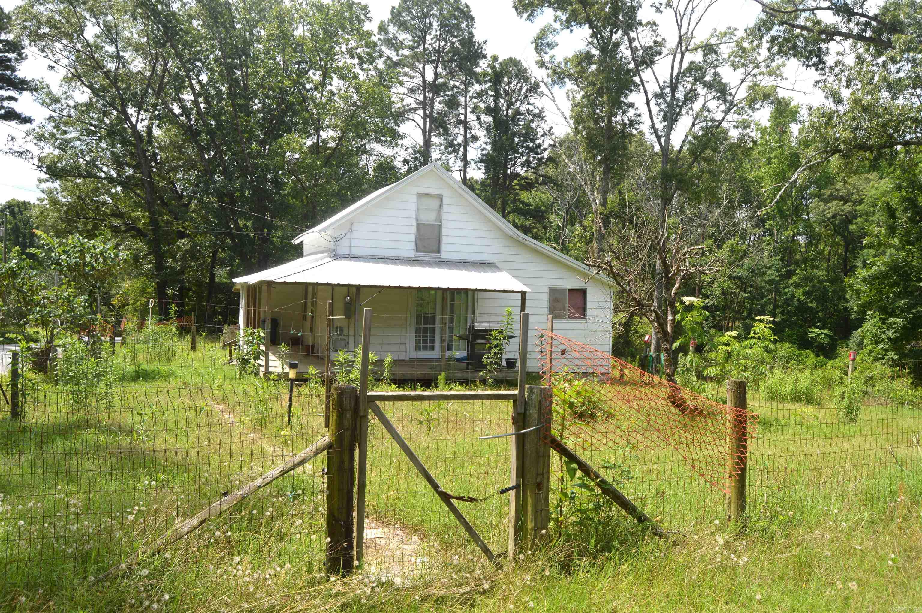 View Benton, AR 72015 house