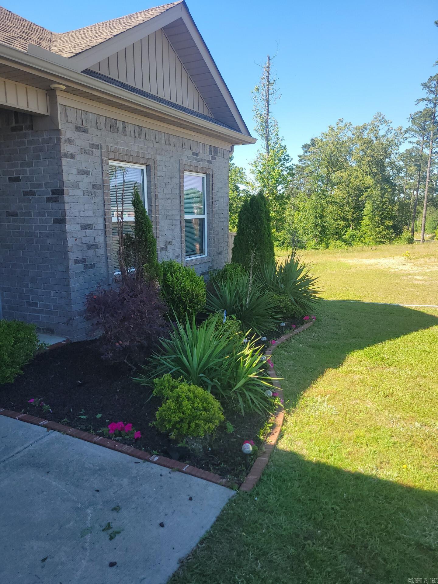 WINCHESTER ESTATES - Residential