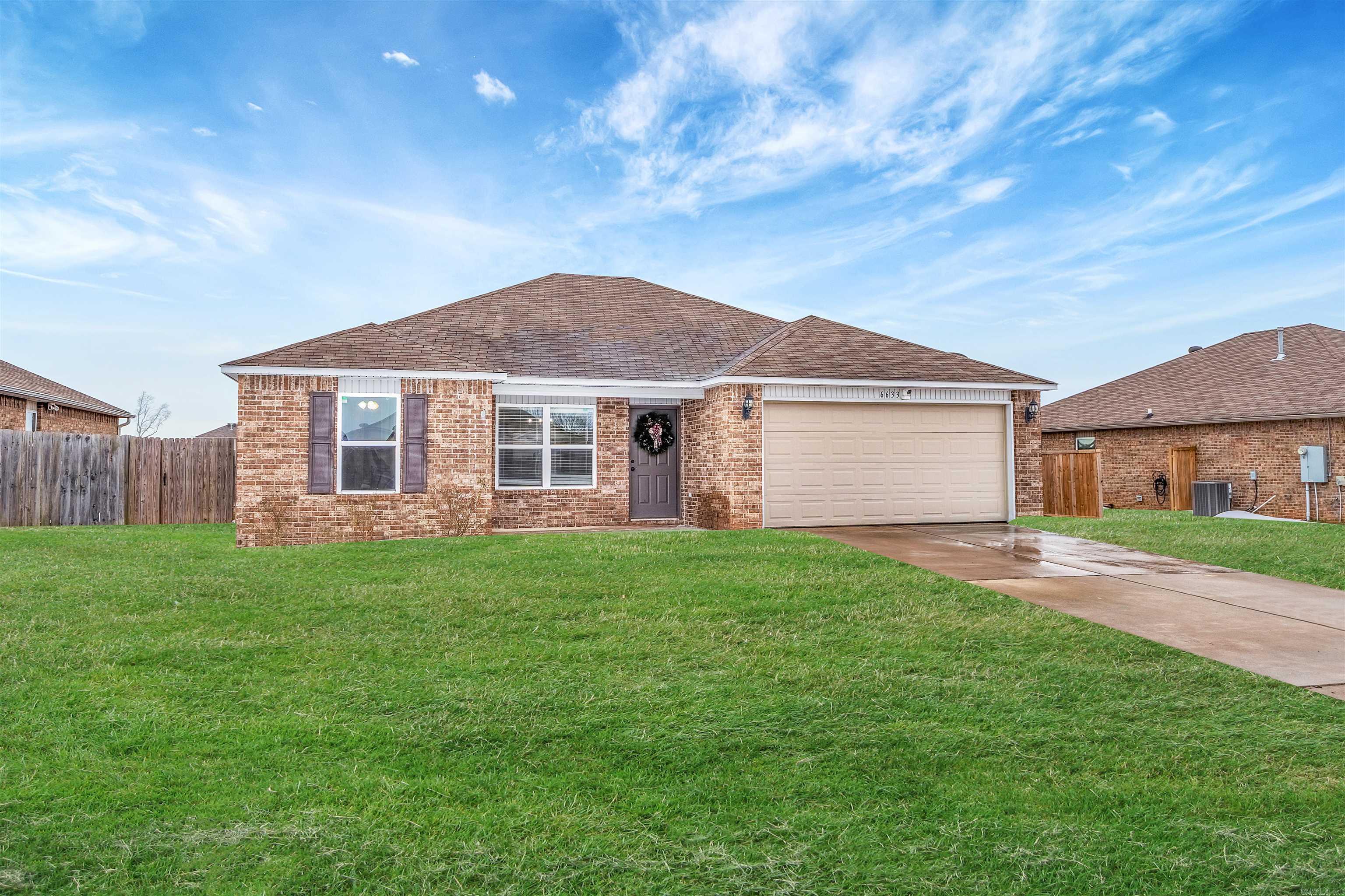 TRAMMEL ESTATES - Residential