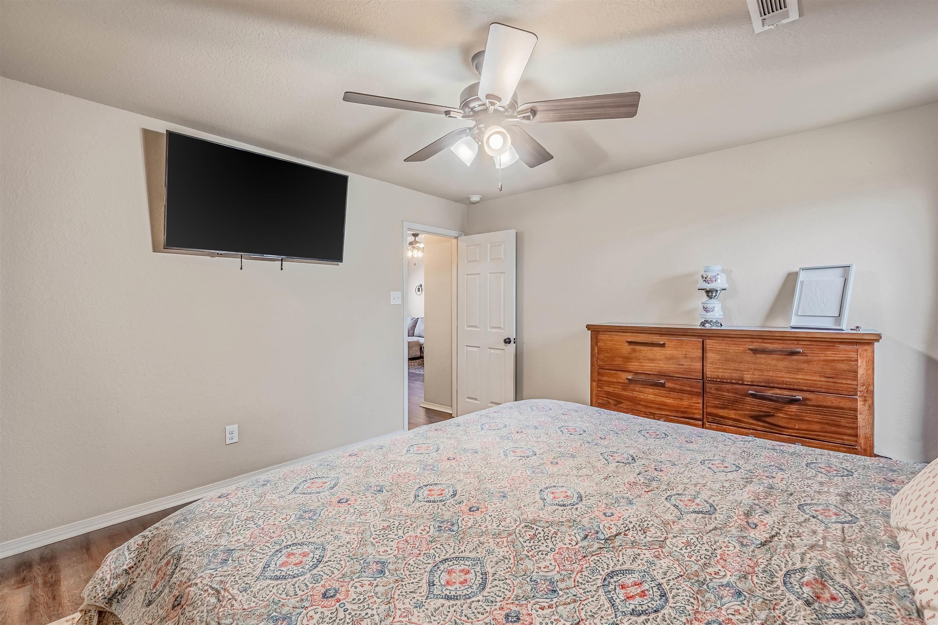 TRAMMEL ESTATES - Residential