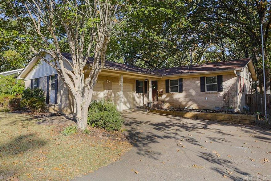 This single-level gem is located in the heart of Little Rock, moments from shopping and eating.  Located on a cul-de-sac, this house has a newer roof, newer HVAC and newer windows. The beautifully remodeled kitchen has newer cabinets, granite countertops, stainless steel appliances and tons of storage including a flex room which could be used as a butler's pantry, an extra pantry, or an office. Featuring 2 living spaces, this house has the perfect flow for entertaining! The large family room has a gas log fireplace and a dining area! The large master features 2 large closets. The back yard is ready for entertaining with a large deck and plenty of back yard space. 2021: New Roof 2023: 2 New Sump Pumps in Crawl Space 2023: Hot Water Heater
