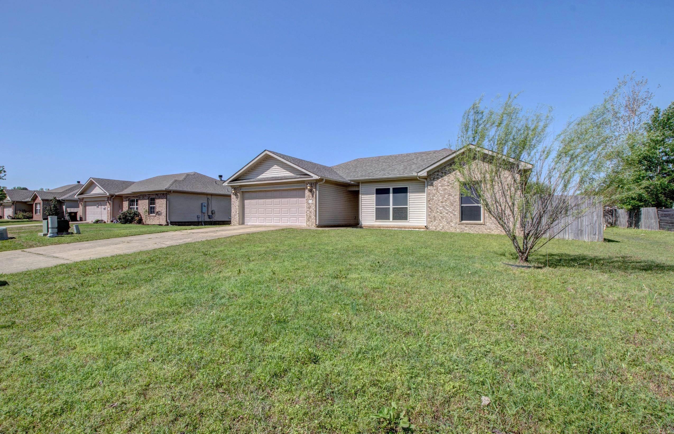 WILLOW LAKE - Residential