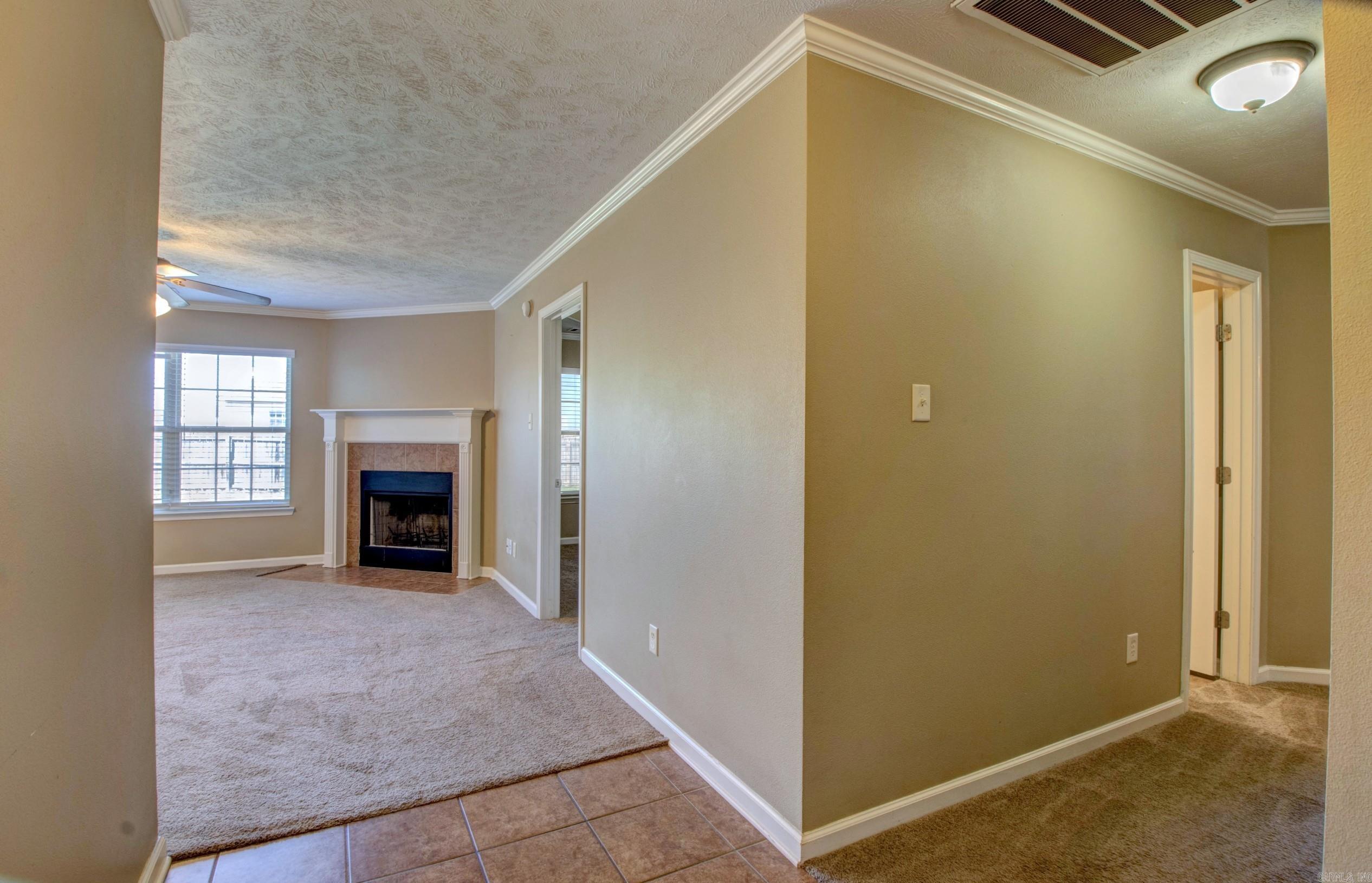 WILLOW LAKE - Residential