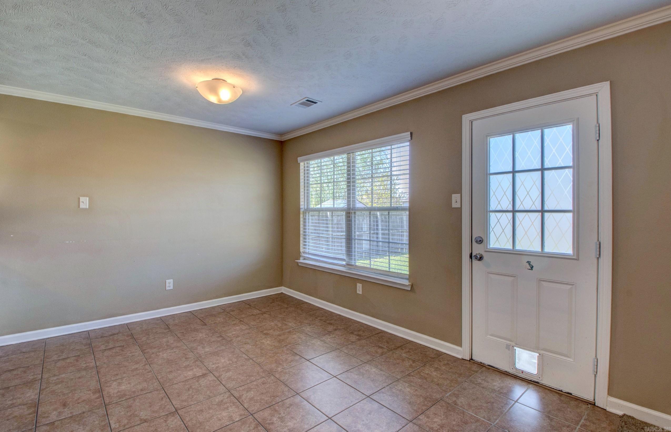 WILLOW LAKE - Residential