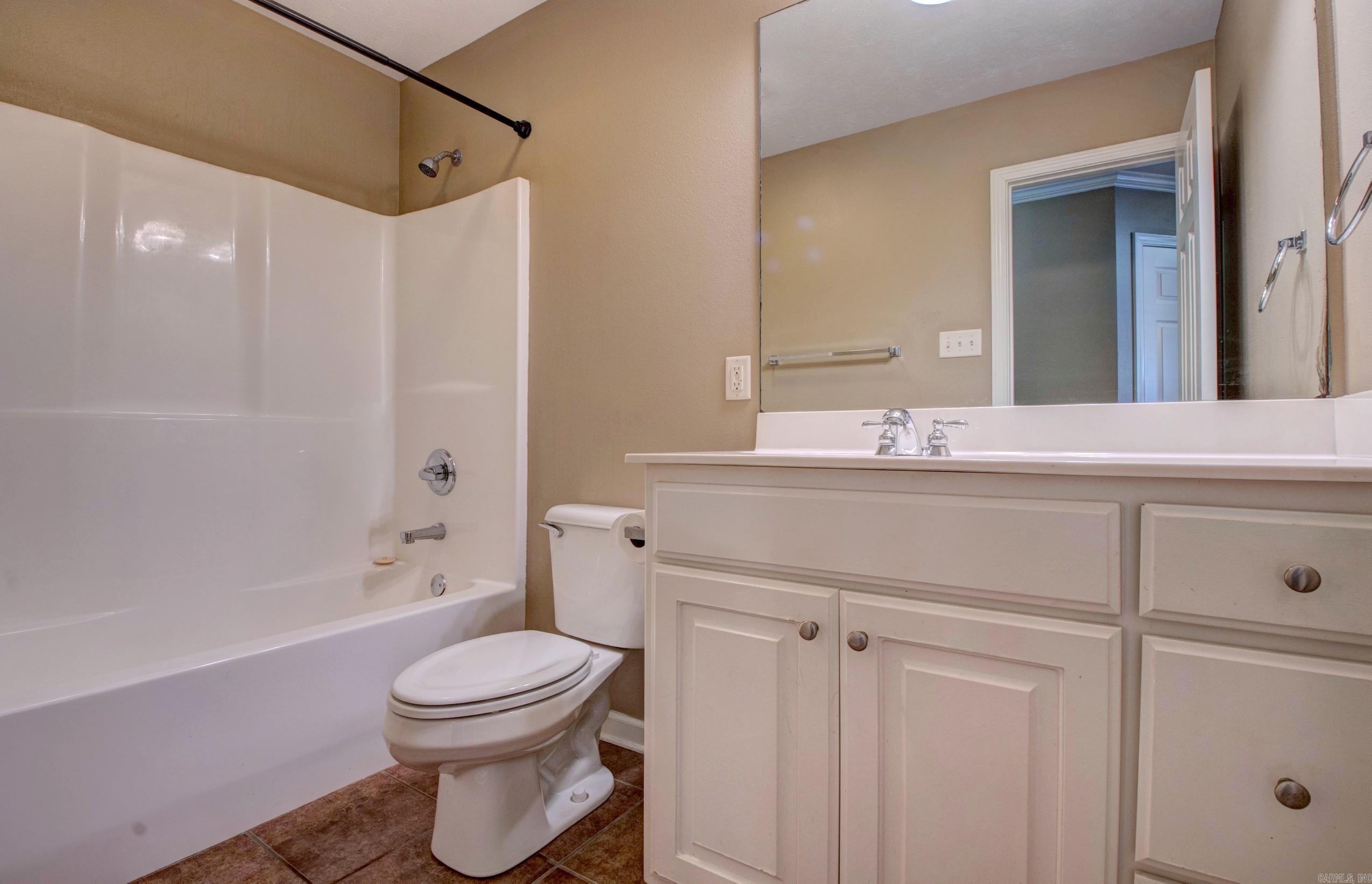 WILLOW LAKE - Residential