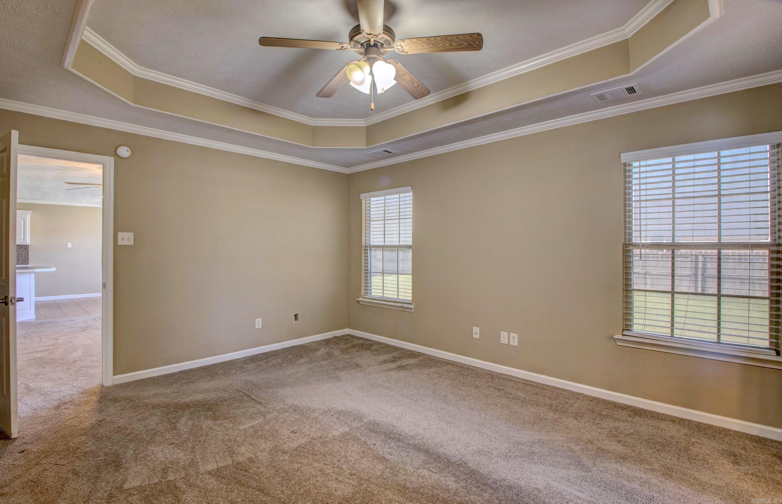 WILLOW LAKE - Residential