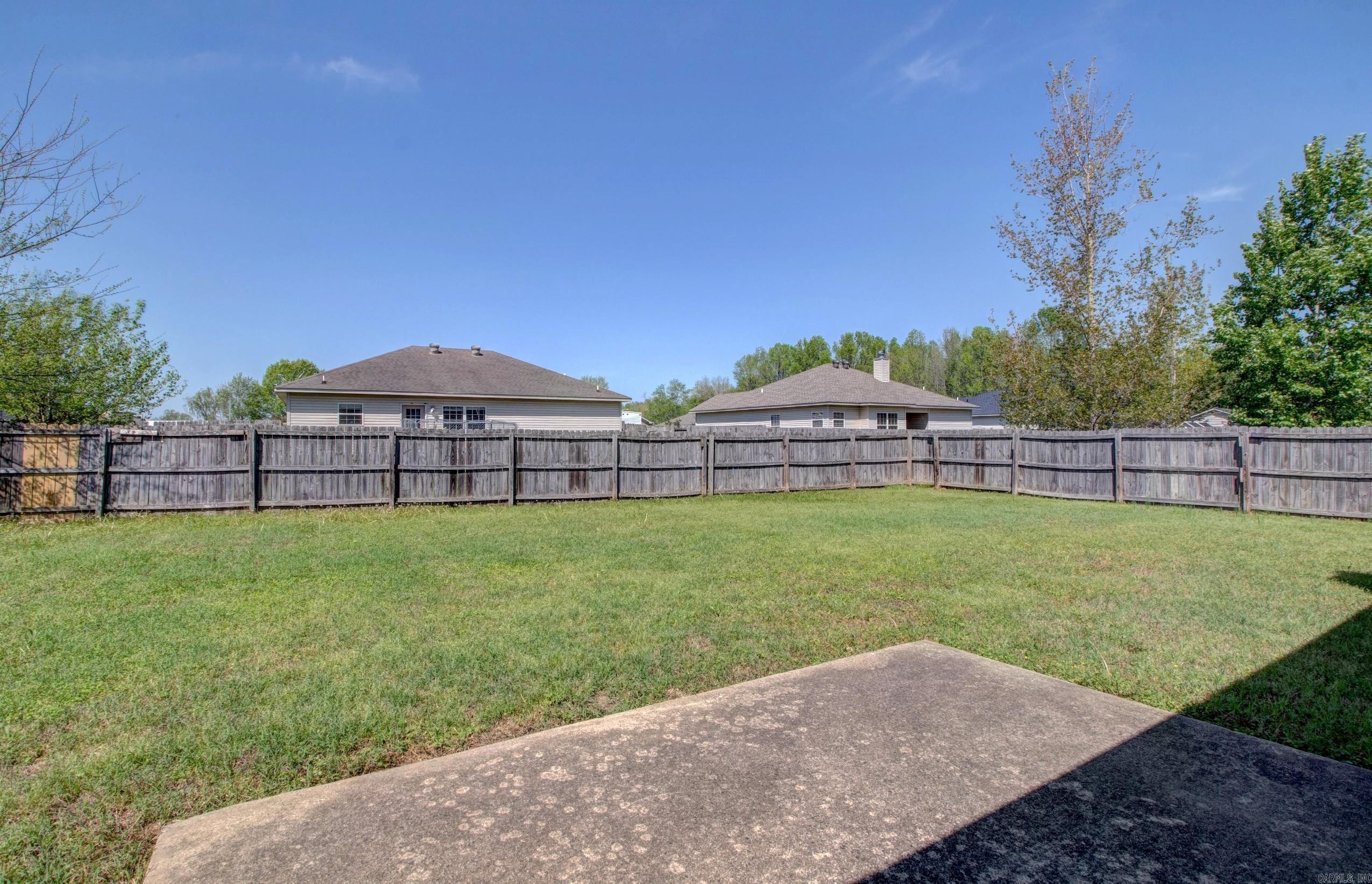 WILLOW LAKE - Residential