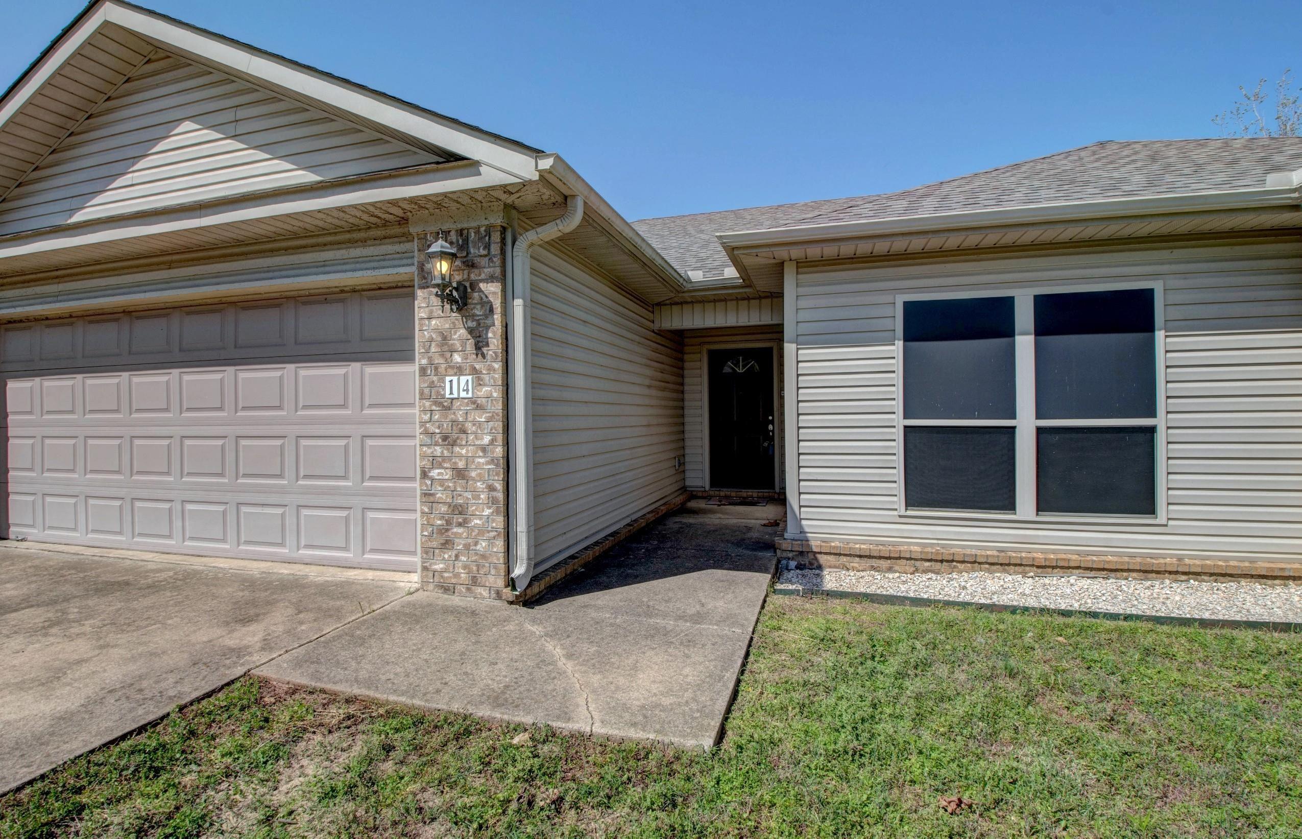 WILLOW LAKE - Residential