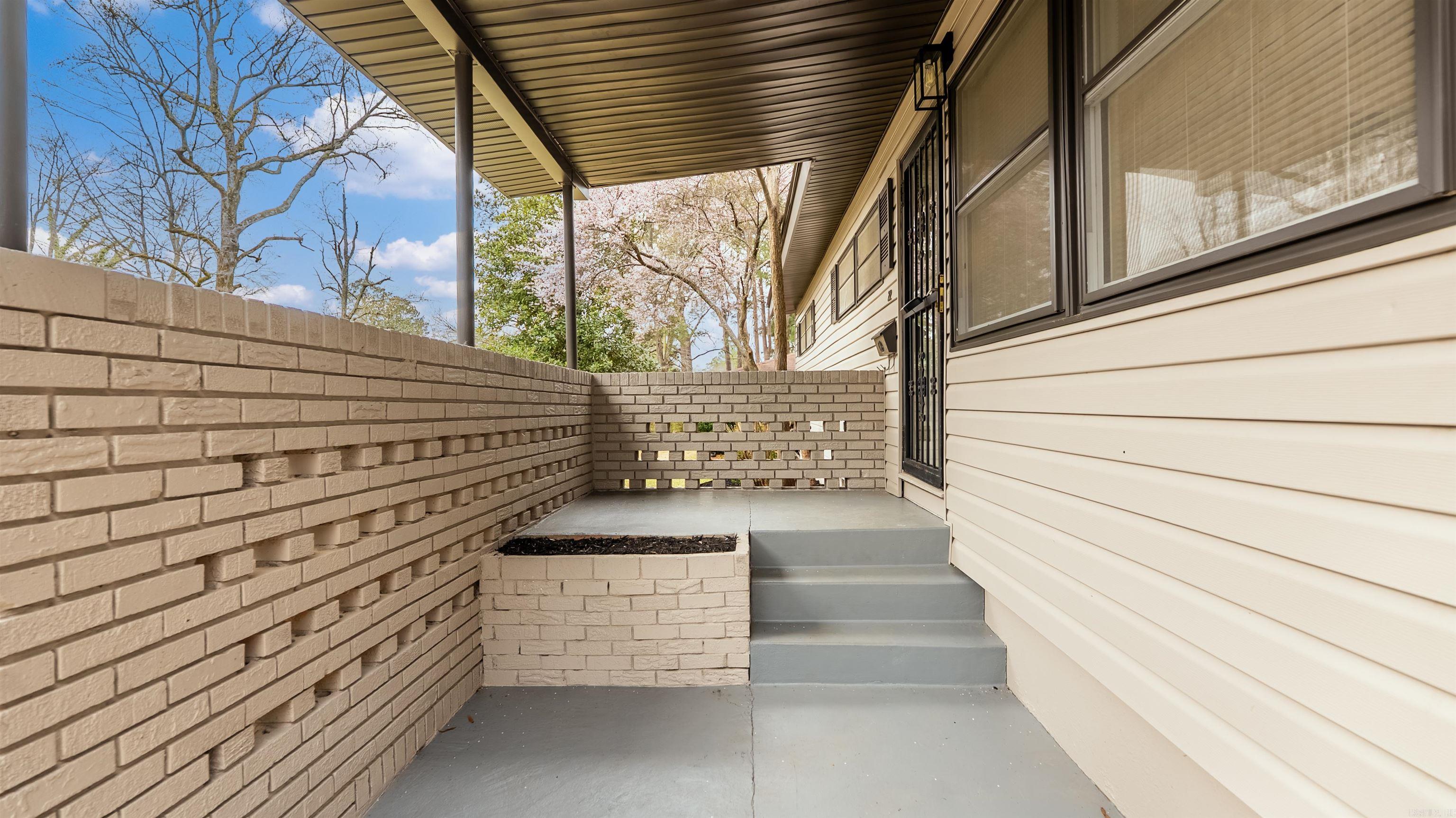 MEADOWCLIFF - Residential