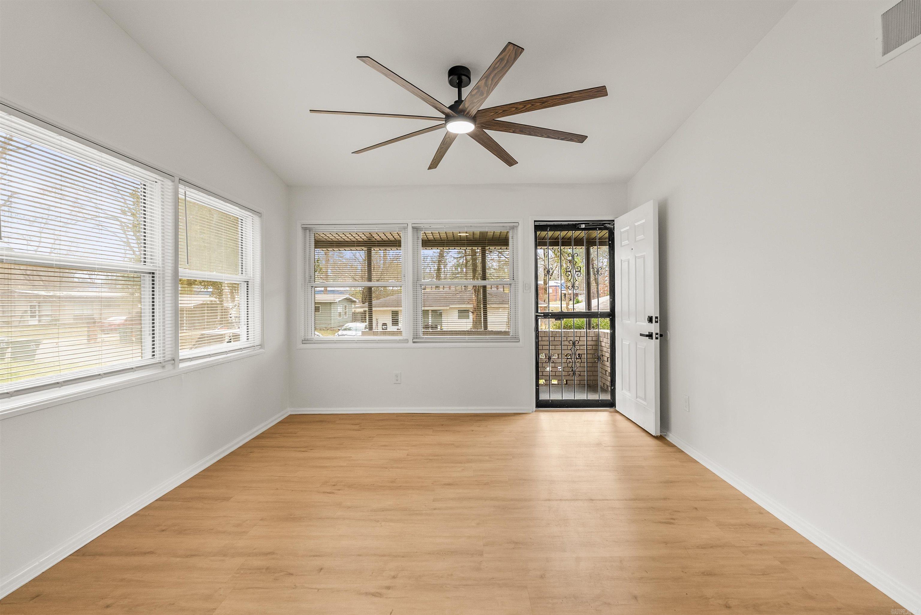 MEADOWCLIFF - Residential