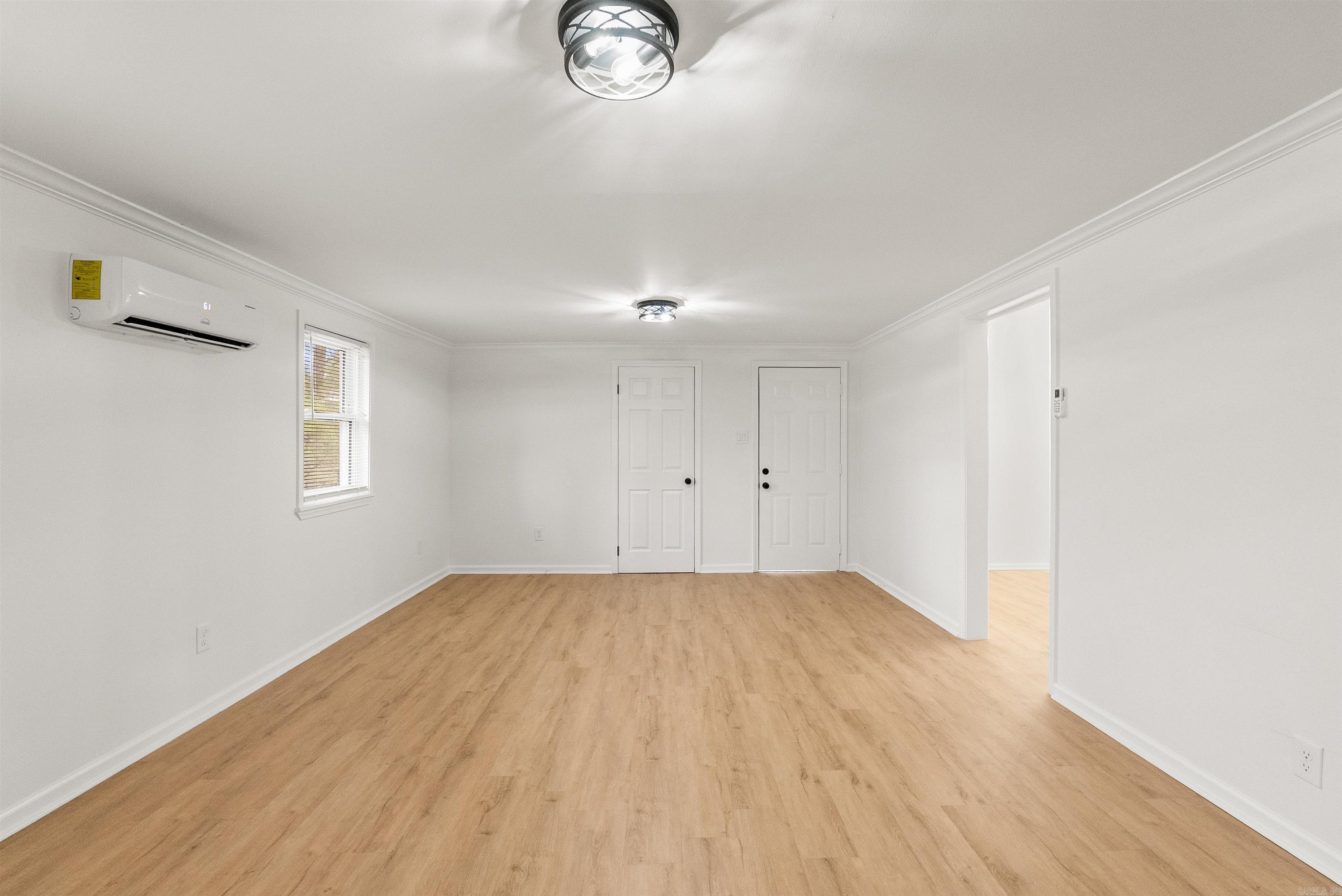 MEADOWCLIFF - Residential