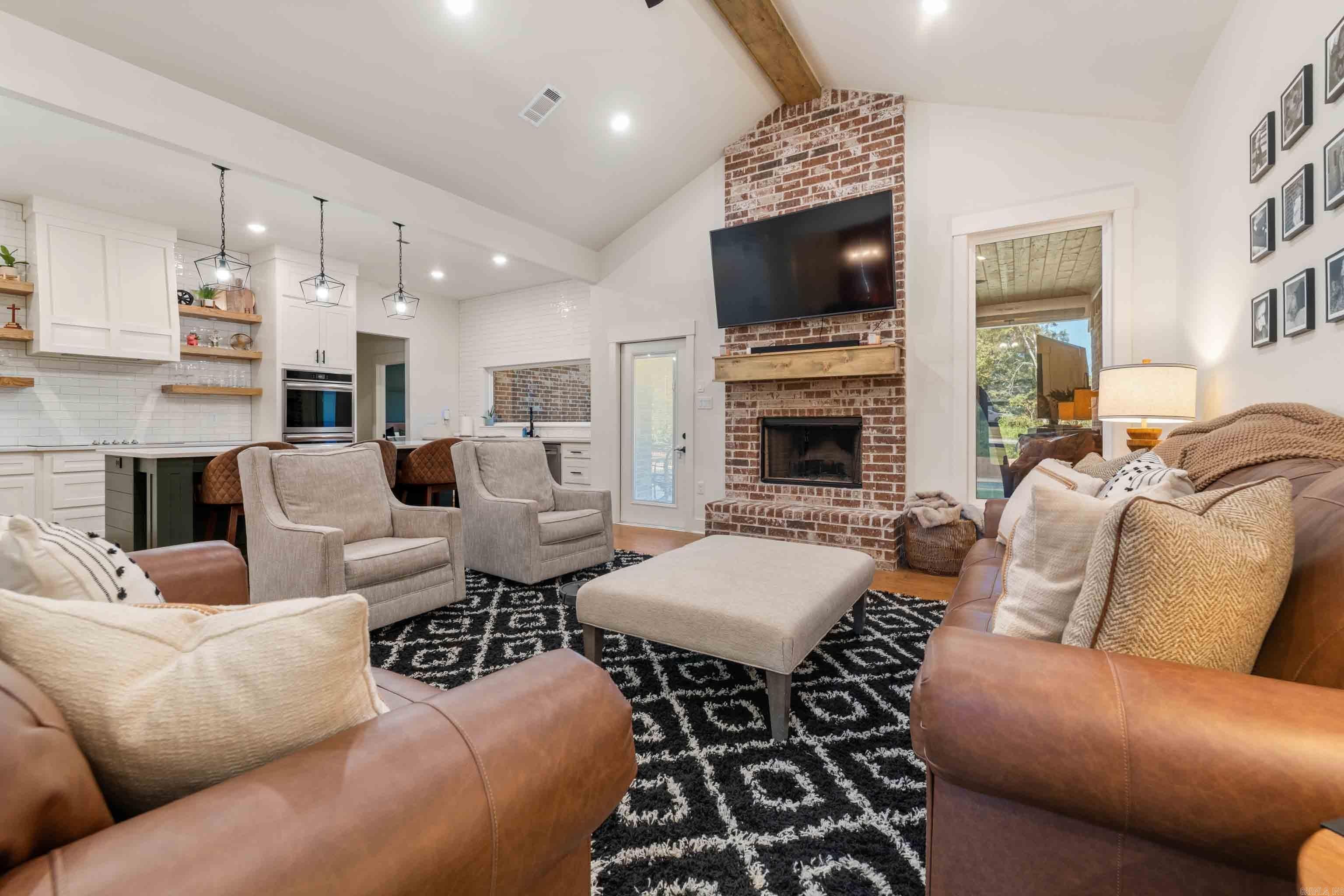 CORAL RIDGE - Residential