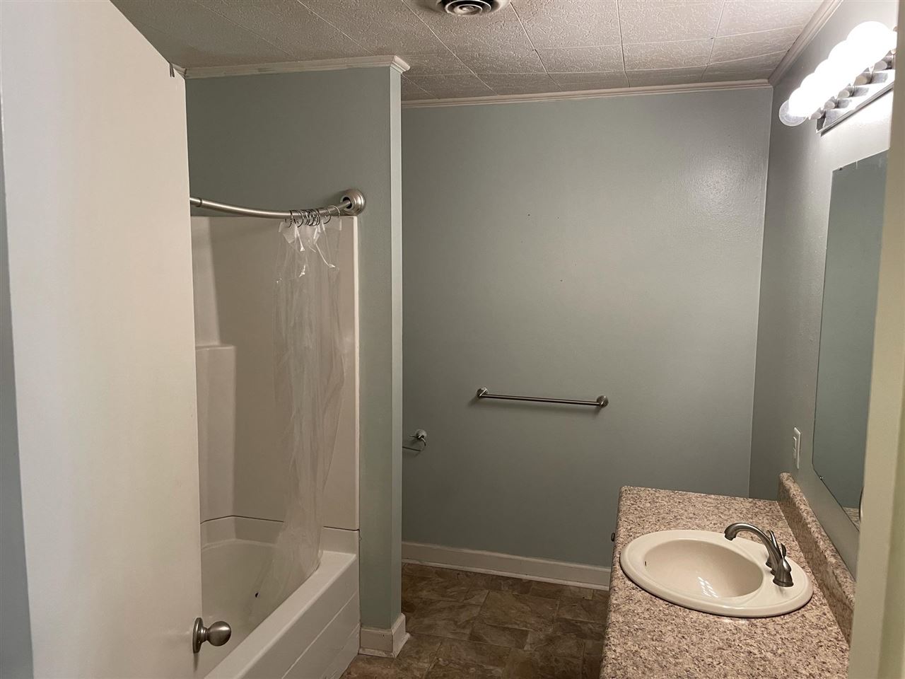 Fiddlers Survey - Residential Lease