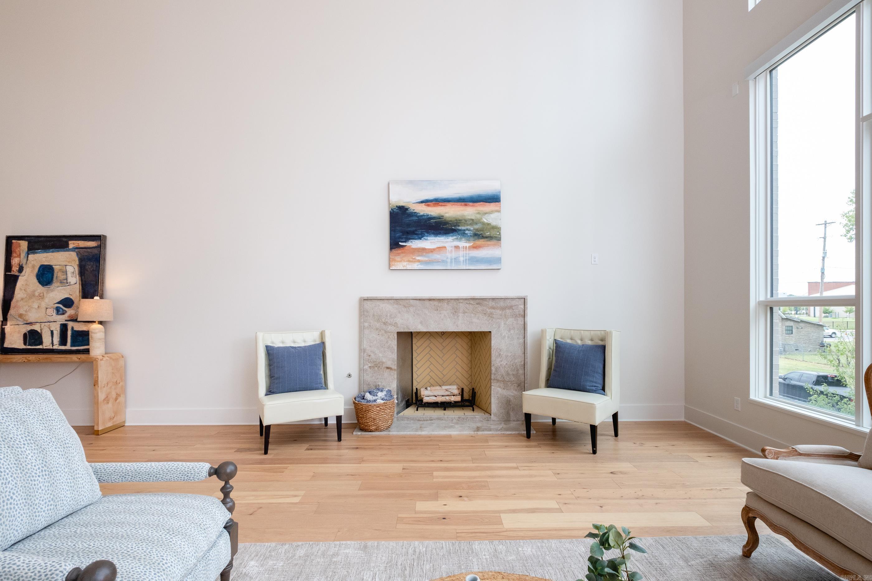 ARGENTA - Residential