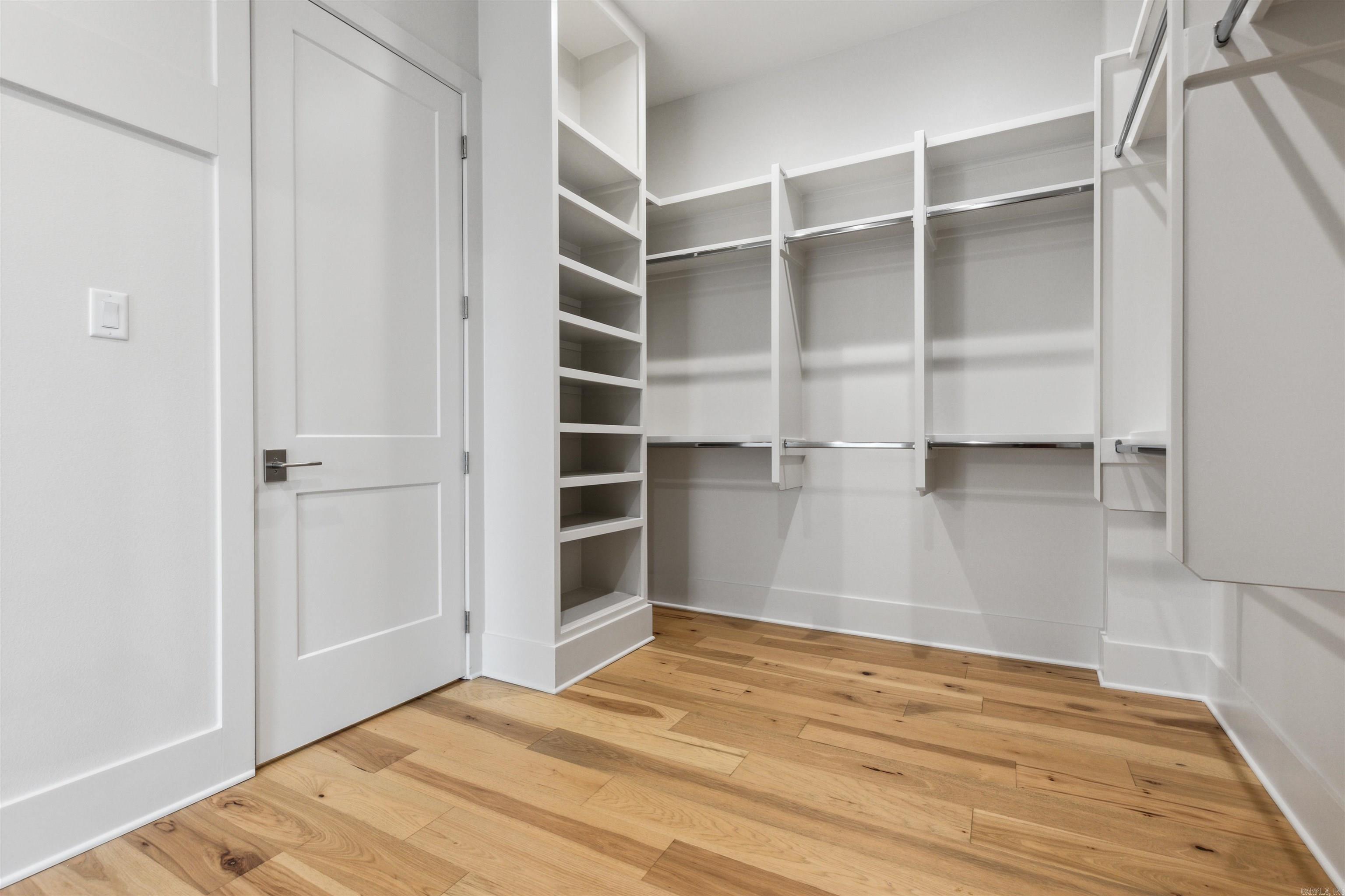 ARGENTA - Residential