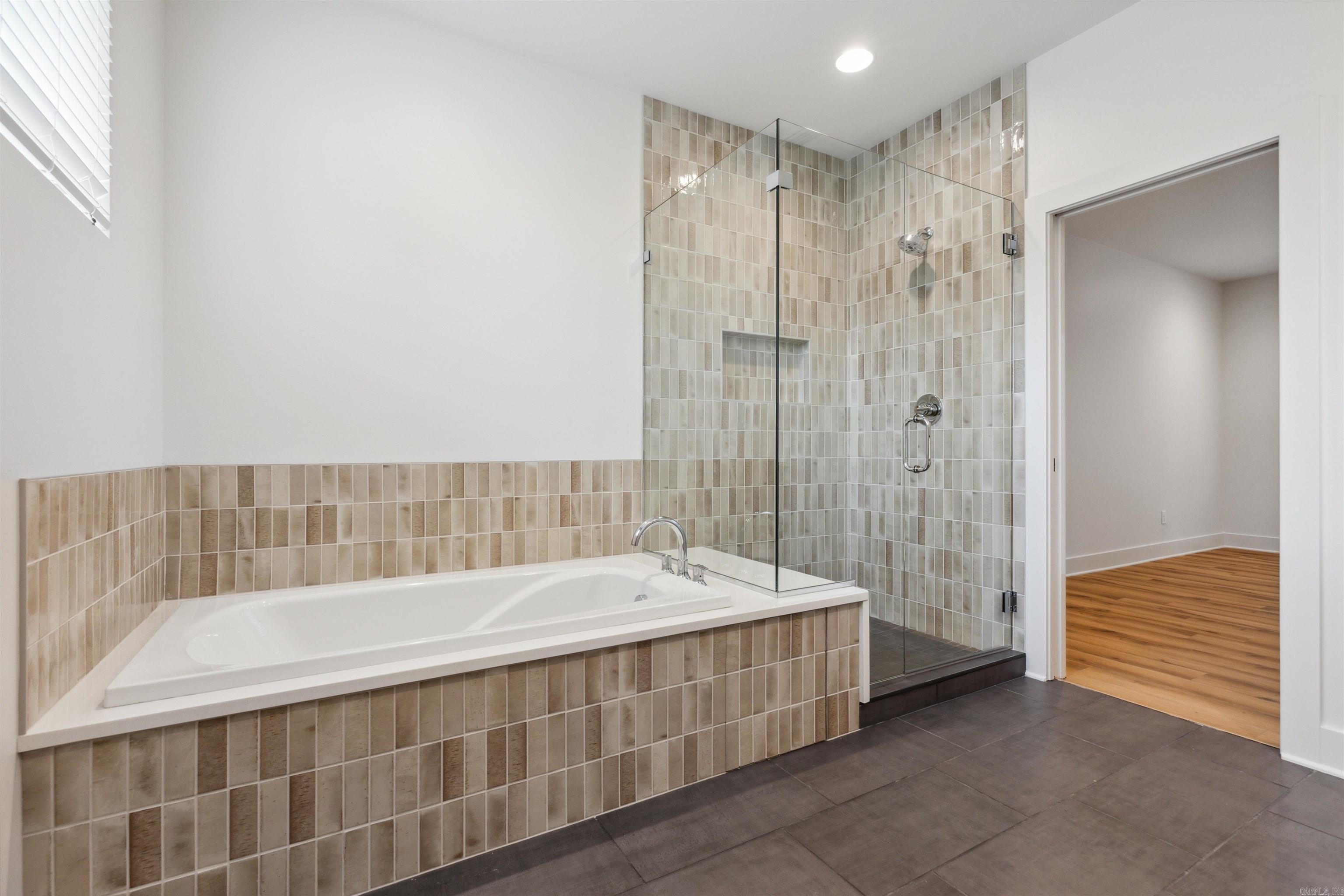 ARGENTA - Residential