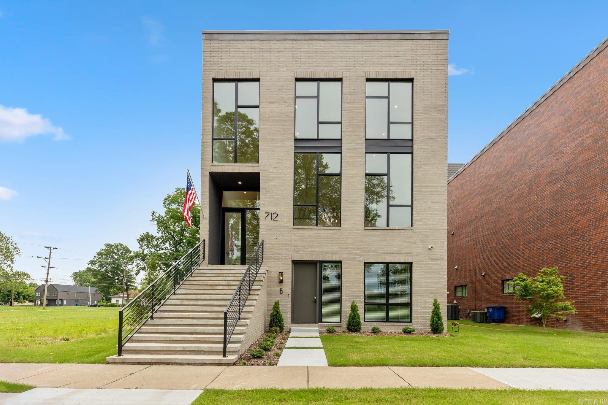 ARGENTA - Residential