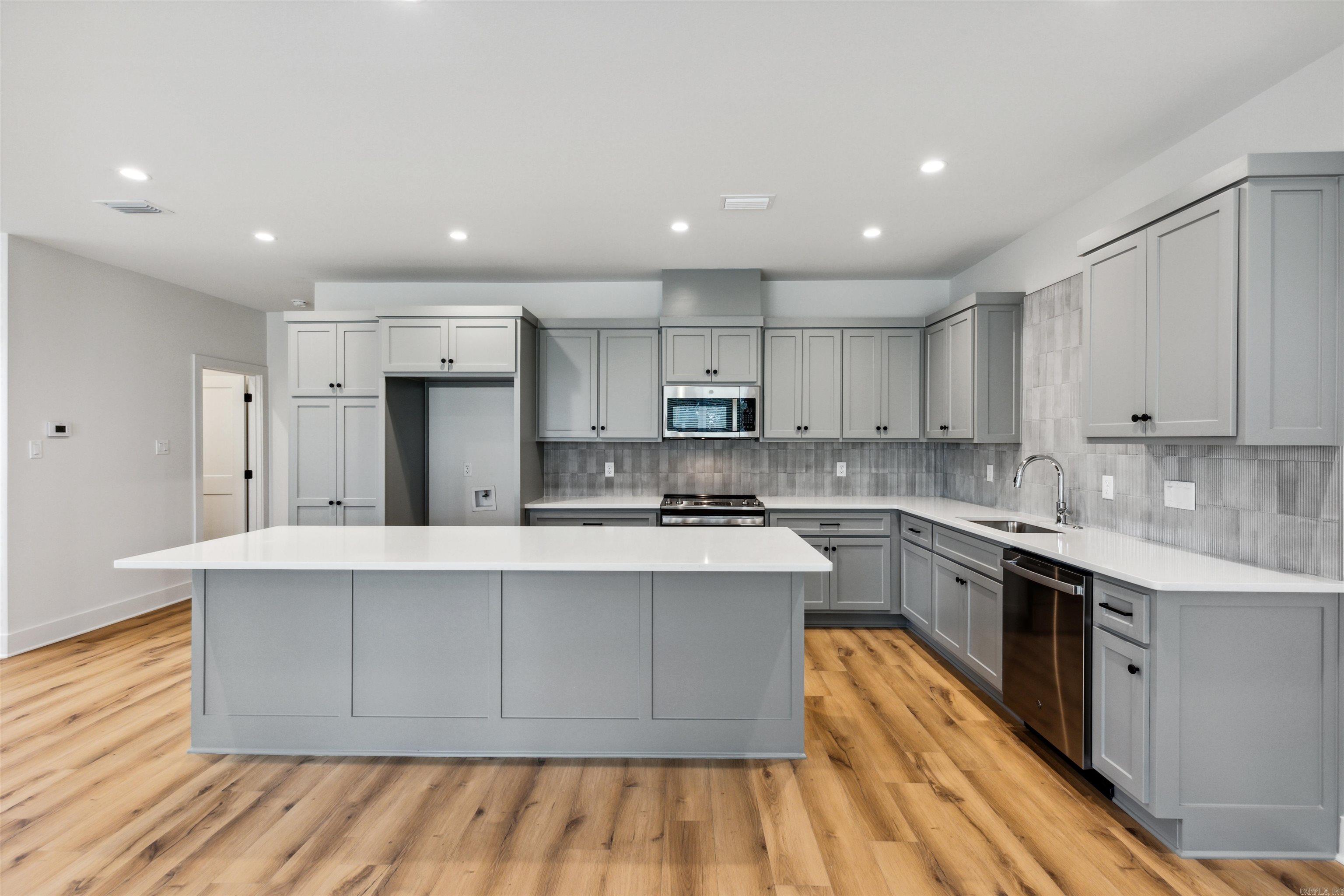 ARGENTA - Residential