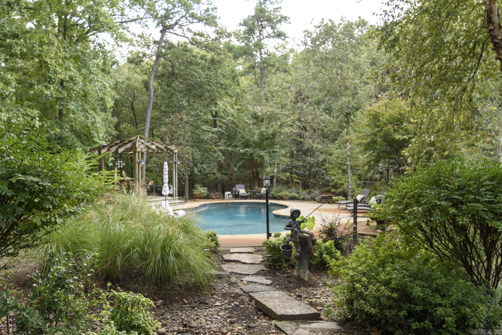 FERNCREST ESTATES - Residential