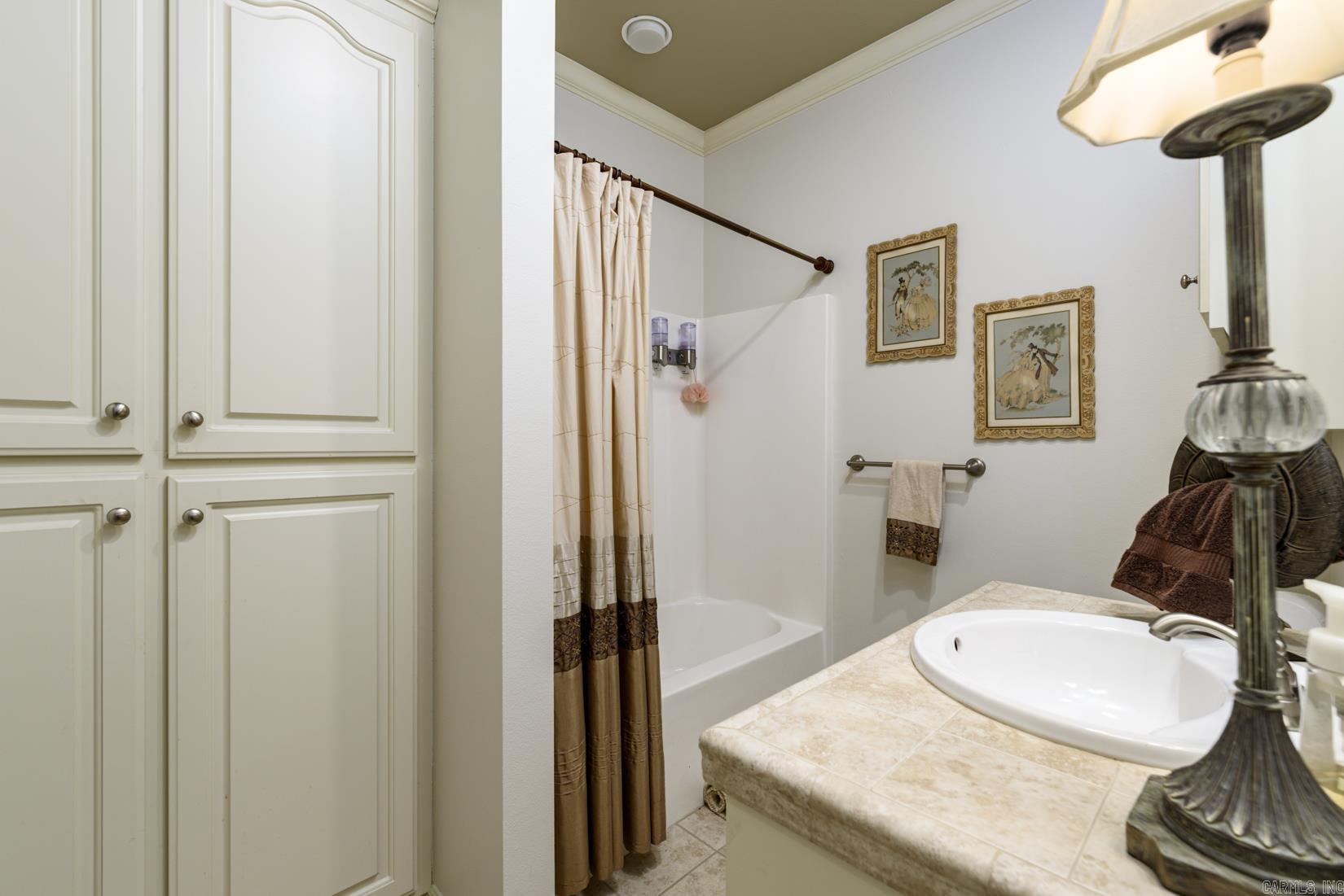 FERNCREST ESTATES - Residential