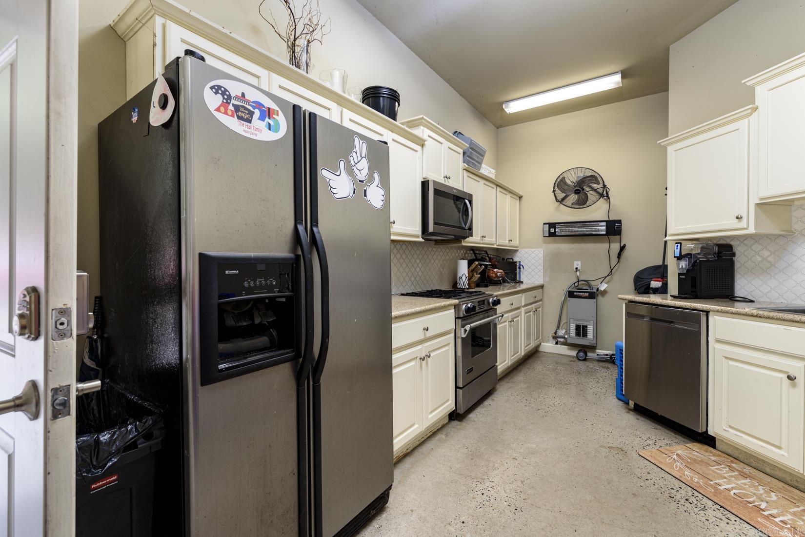 FERNCREST ESTATES - Residential