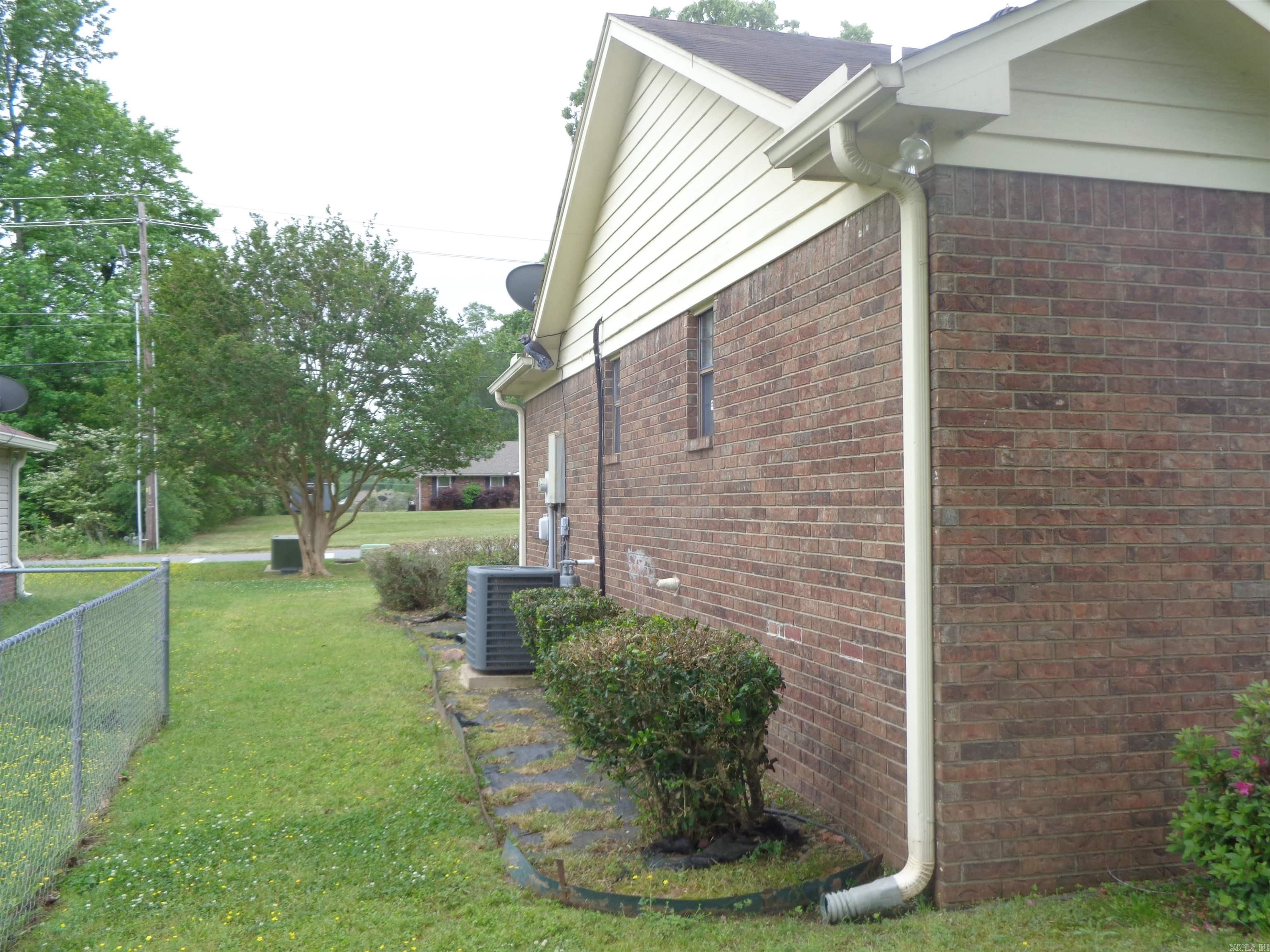 PECAN LAKE - Residential