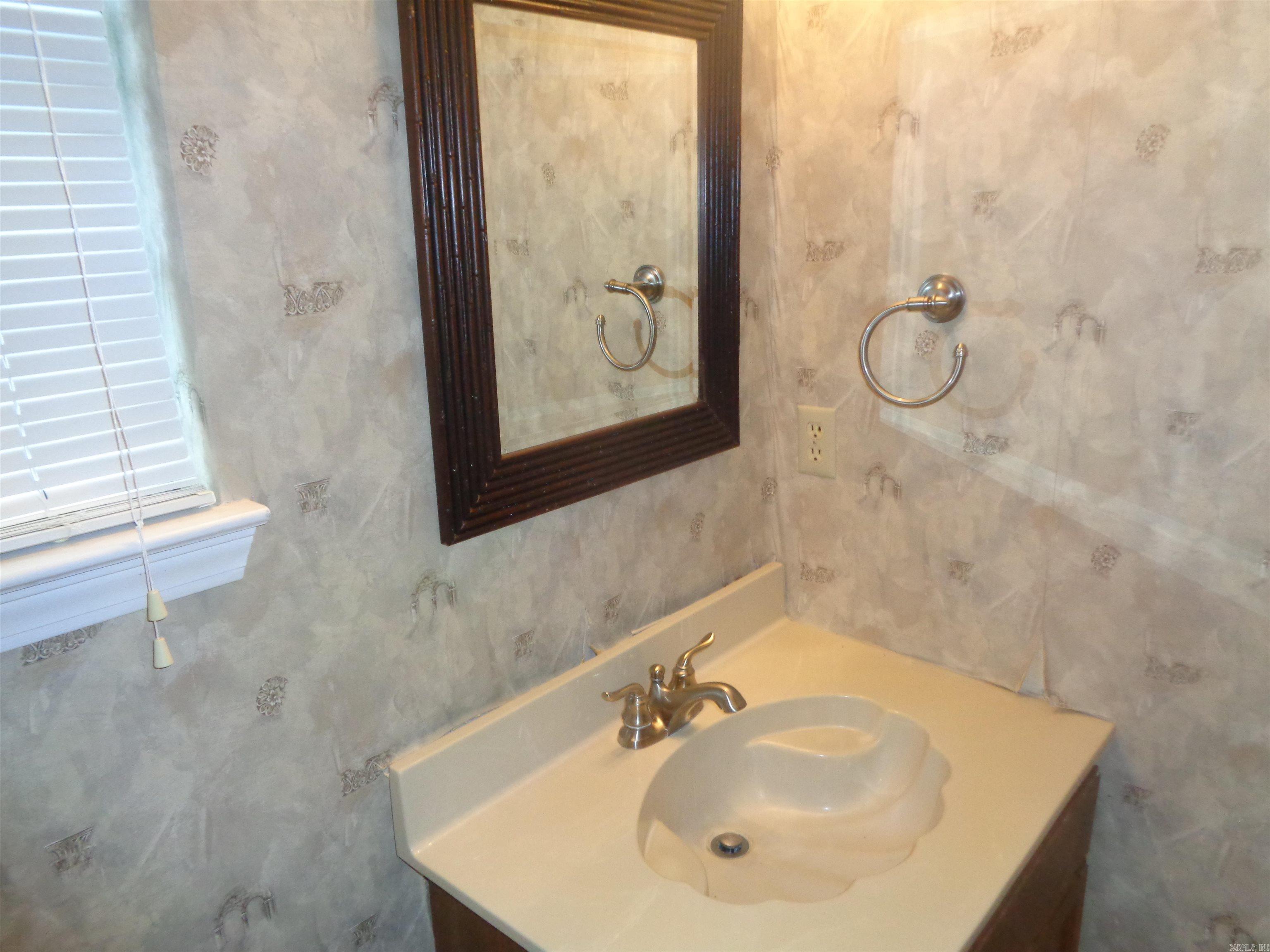 PECAN LAKE - Residential