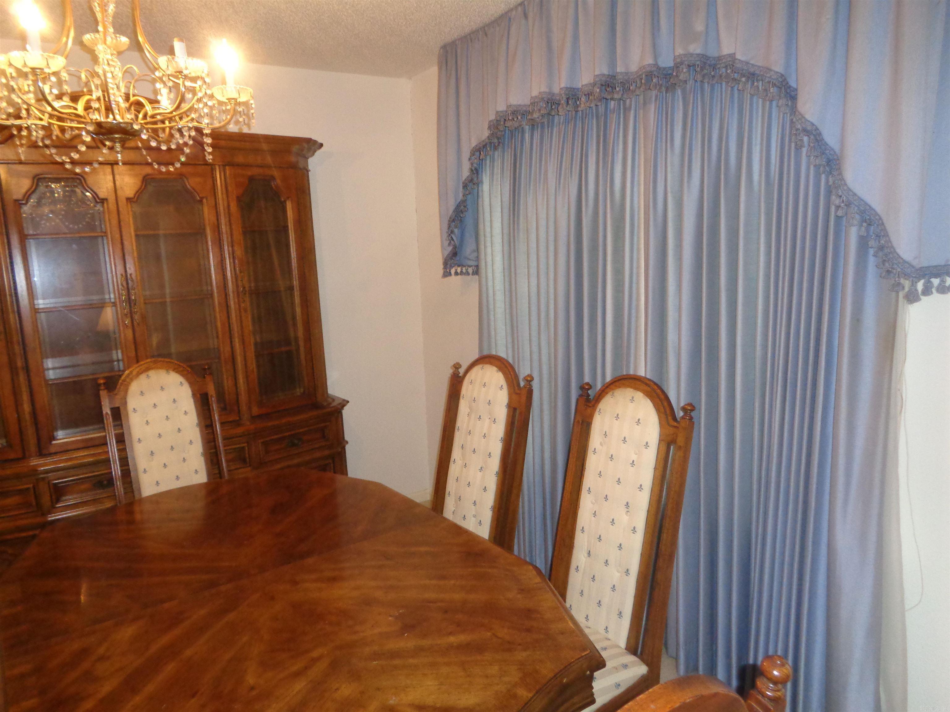 PECAN LAKE - Residential