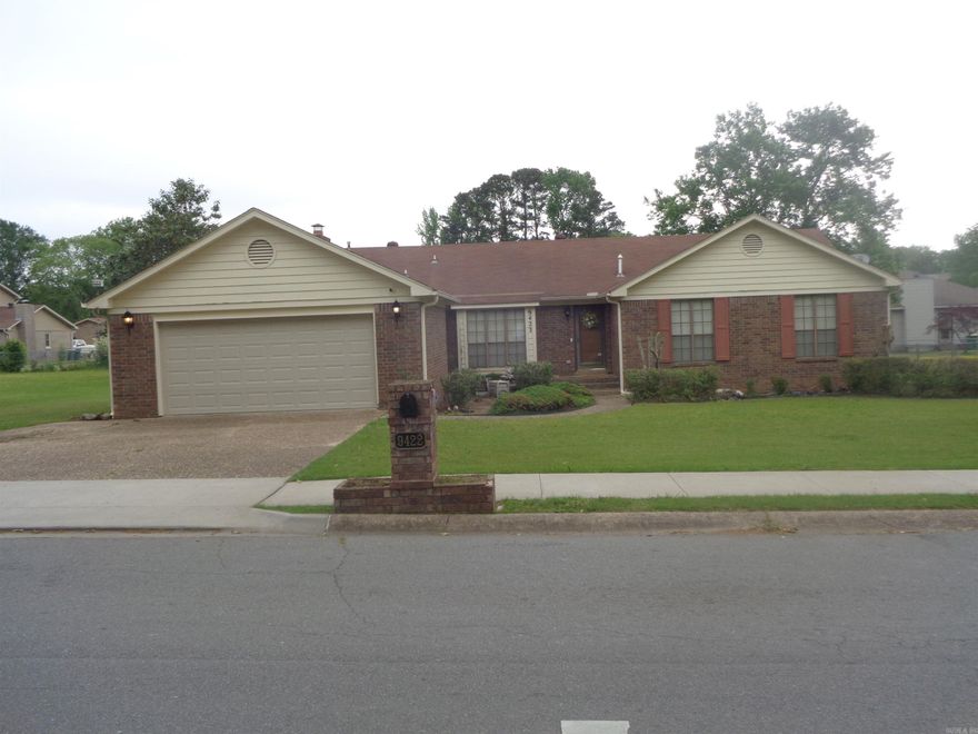 Lovely 3 bedrooms, 2 & 12/ baths Pecan Lake home with all of special rooms: formal living room, separate dining room, eat-in kitchen, den with a fireplace and wet bar all located on a large level lot. Agents, please check remarks section.
