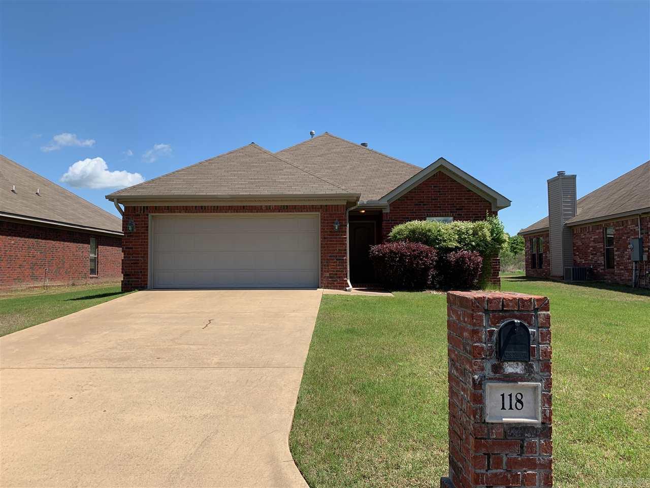 COUNTRY CLUB OF ARK THE - Residential Lease