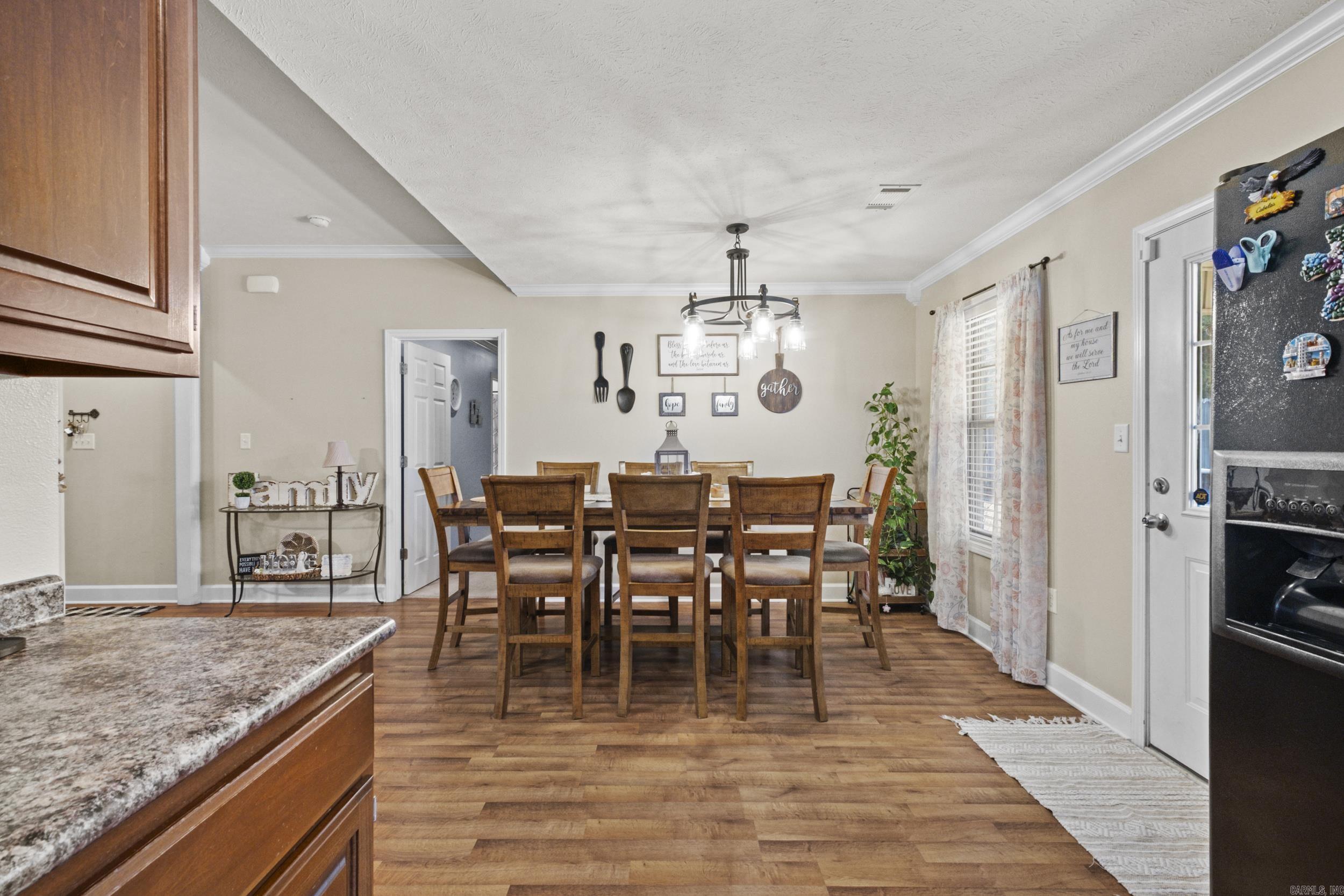 SKYLINE MEADOWS - Residential