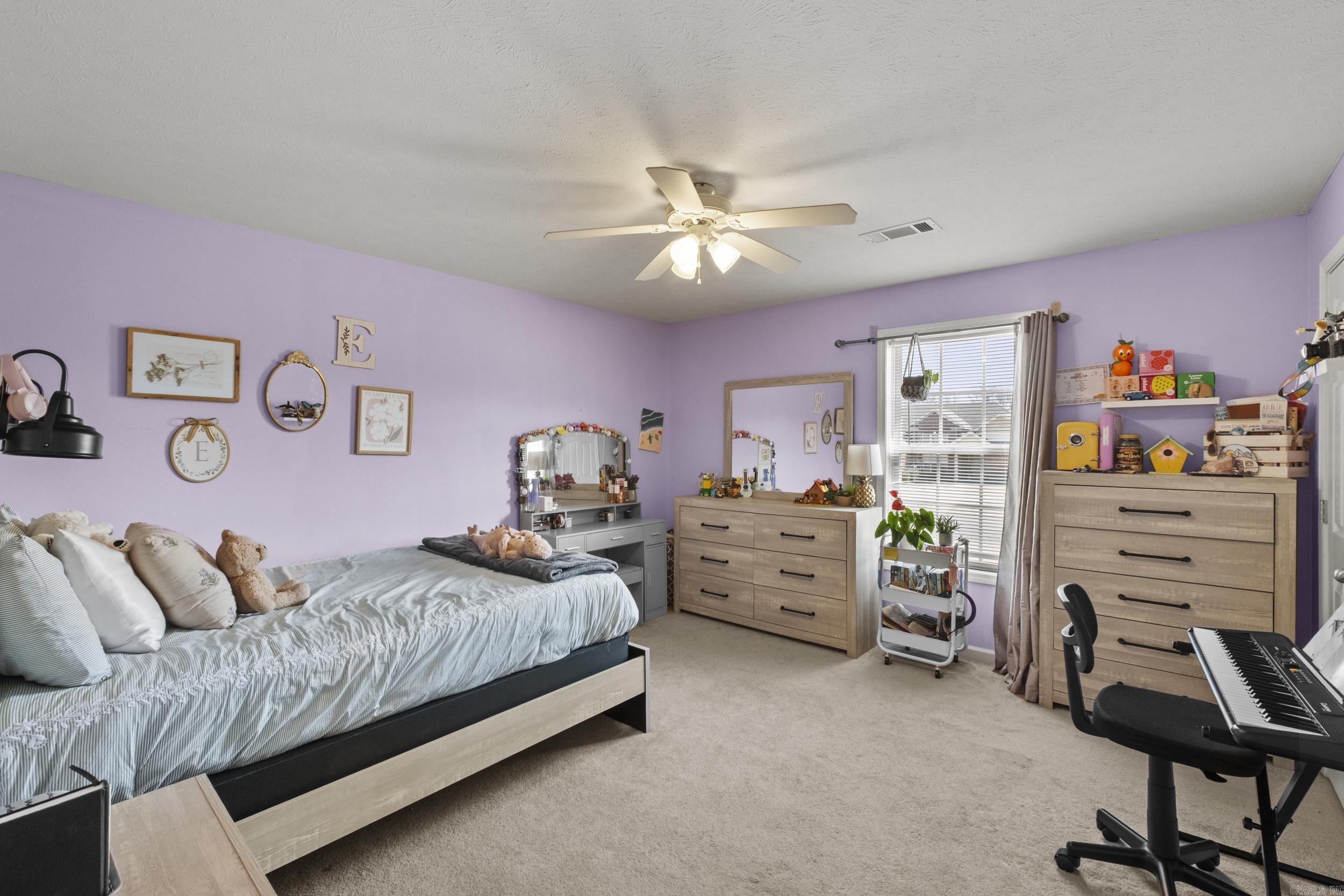 SKYLINE MEADOWS - Residential