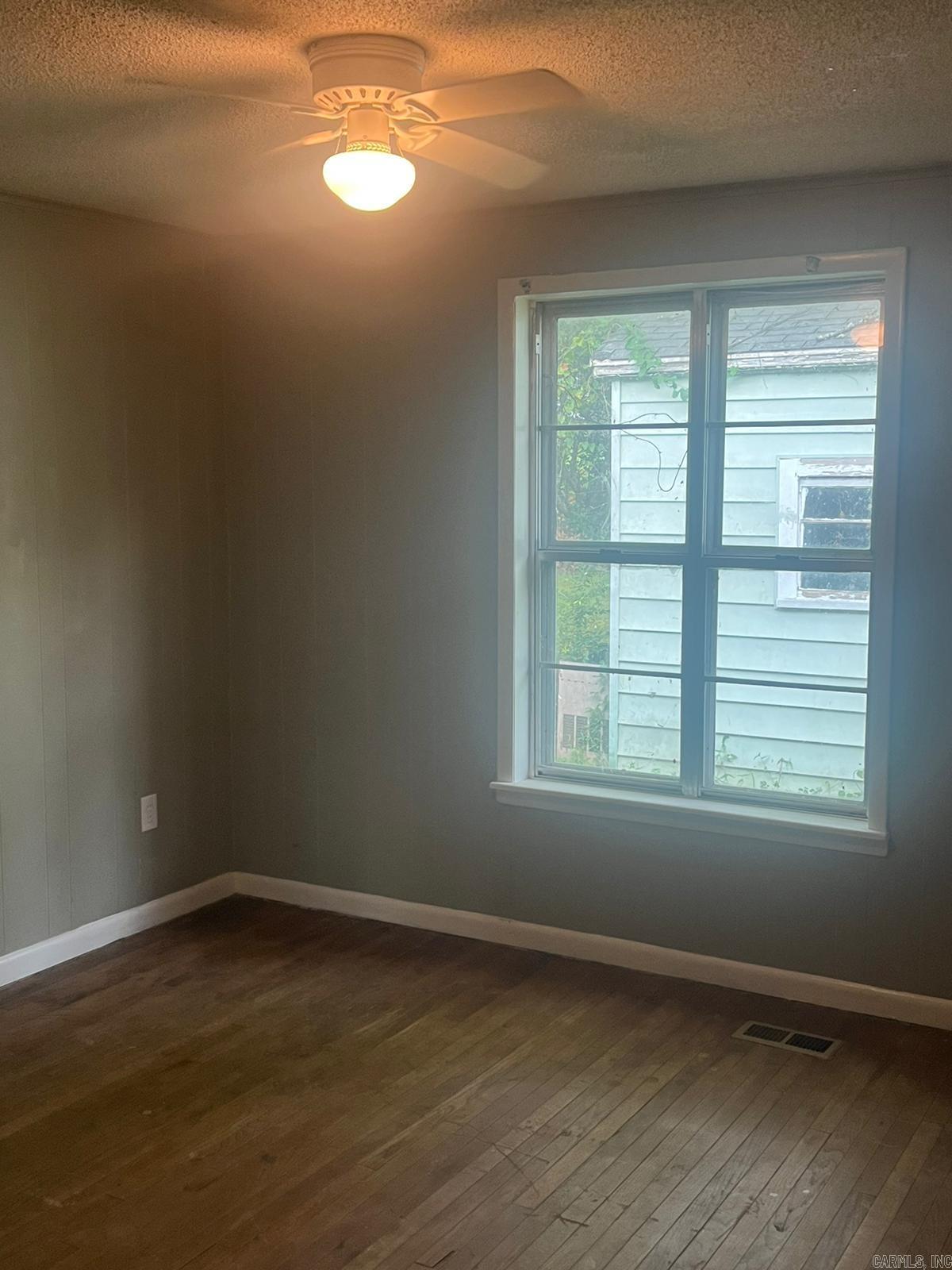 Not in Subdivision - Residential Lease