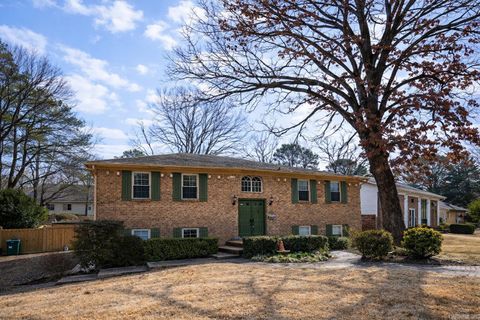Photo of 2323 Clapboard Hill Road, Little Rock, AR 72227 (MLS # 26006662)