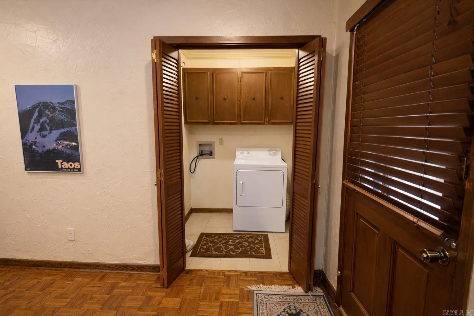 COLONY WEST - Residential