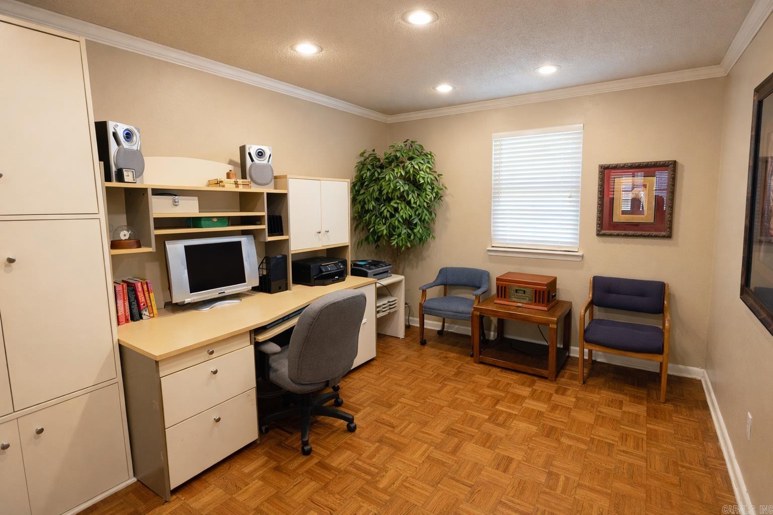 COLONY WEST - Residential