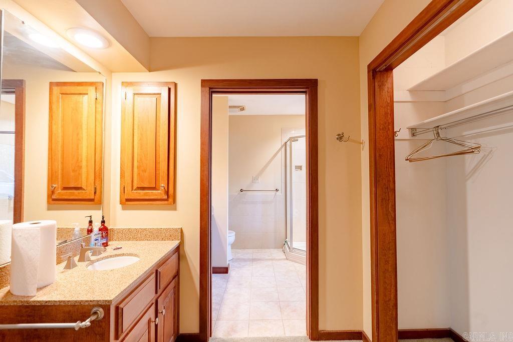 Eden Isle-Country Club - Residential
