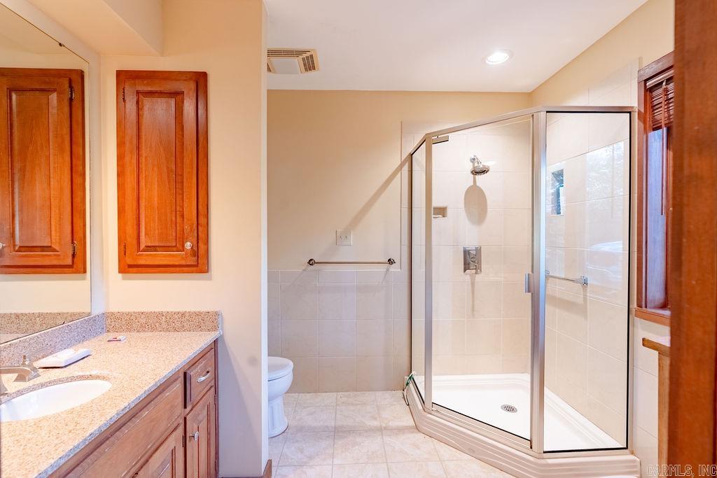 Eden Isle-Country Club - Residential