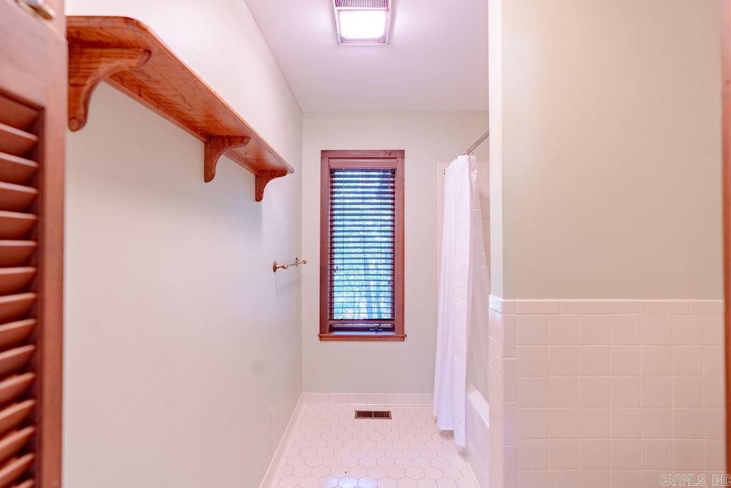 Eden Isle-Country Club - Residential