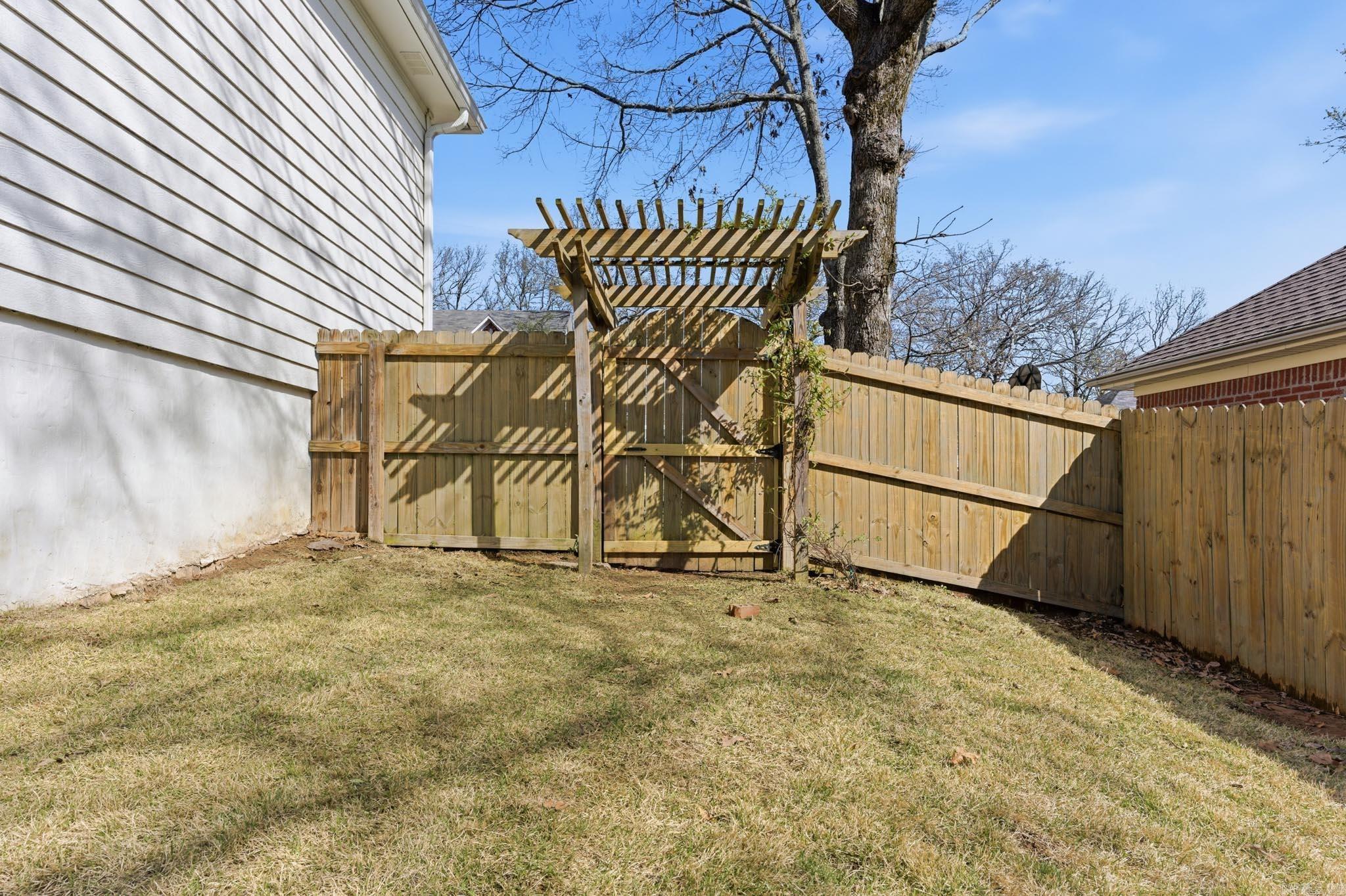 ST CHARLES ADDN - Residential