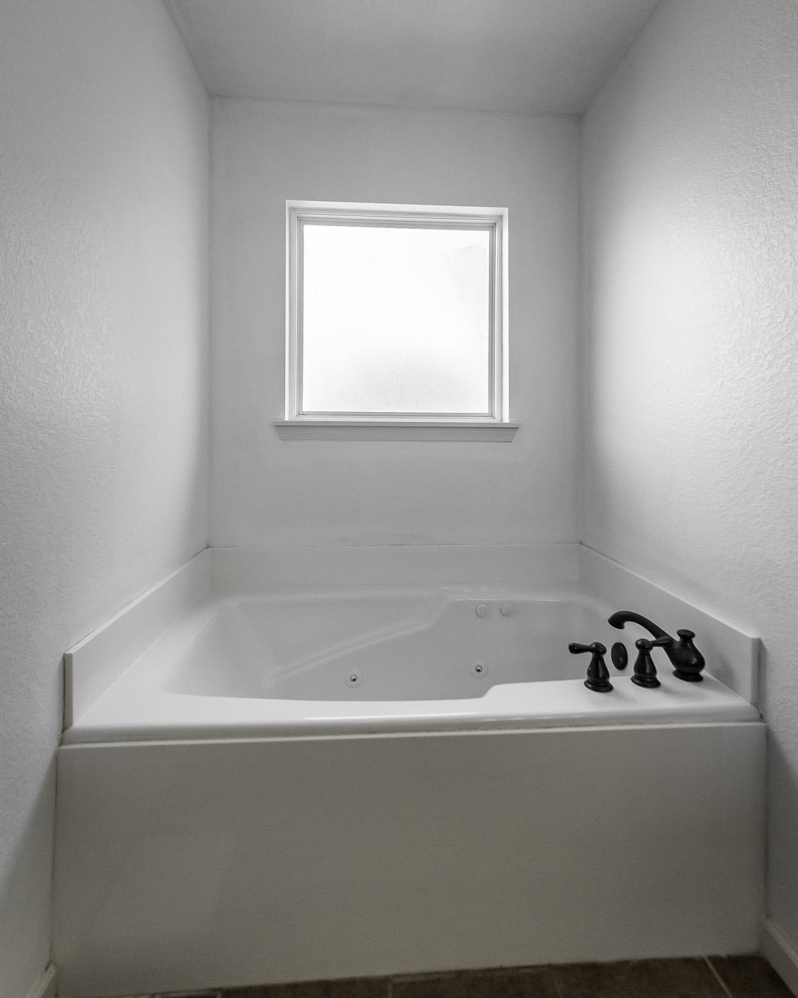 SOUTHERN COMFORT ESTATES - Residential