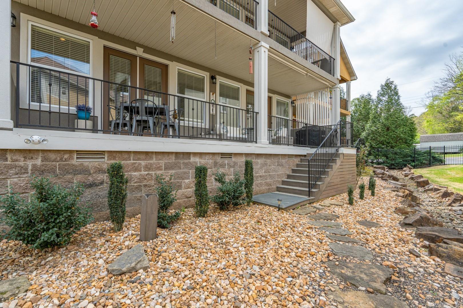 LIGHTHOUSE COVE - Residential