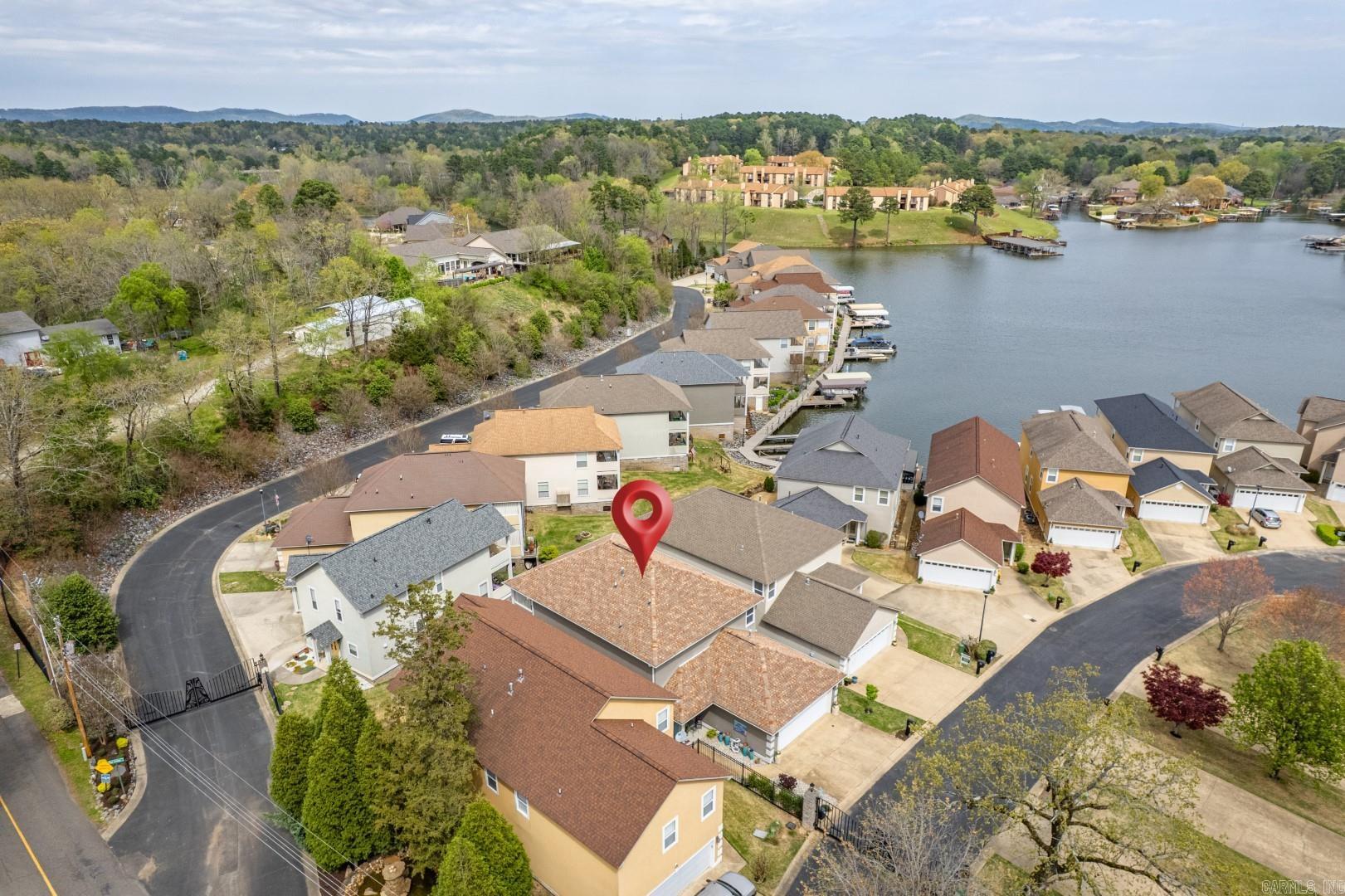 LIGHTHOUSE COVE - Residential