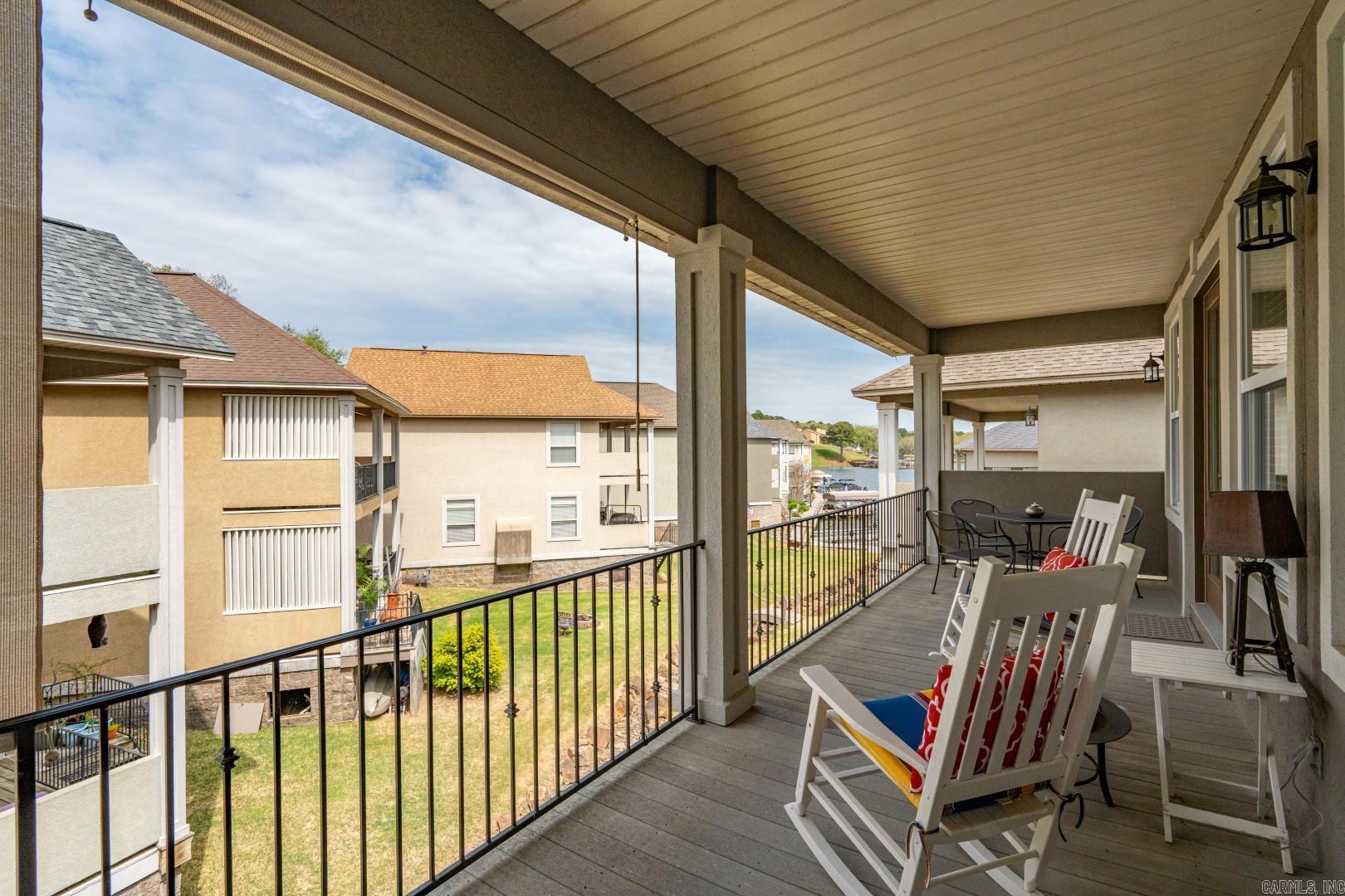 LIGHTHOUSE COVE - Residential