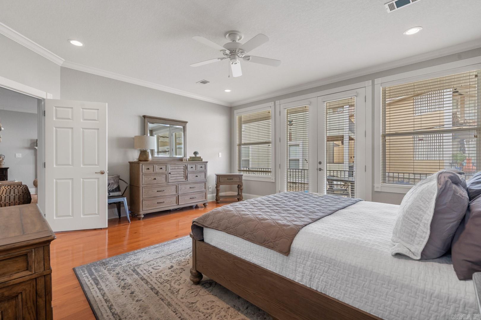 LIGHTHOUSE COVE - Residential